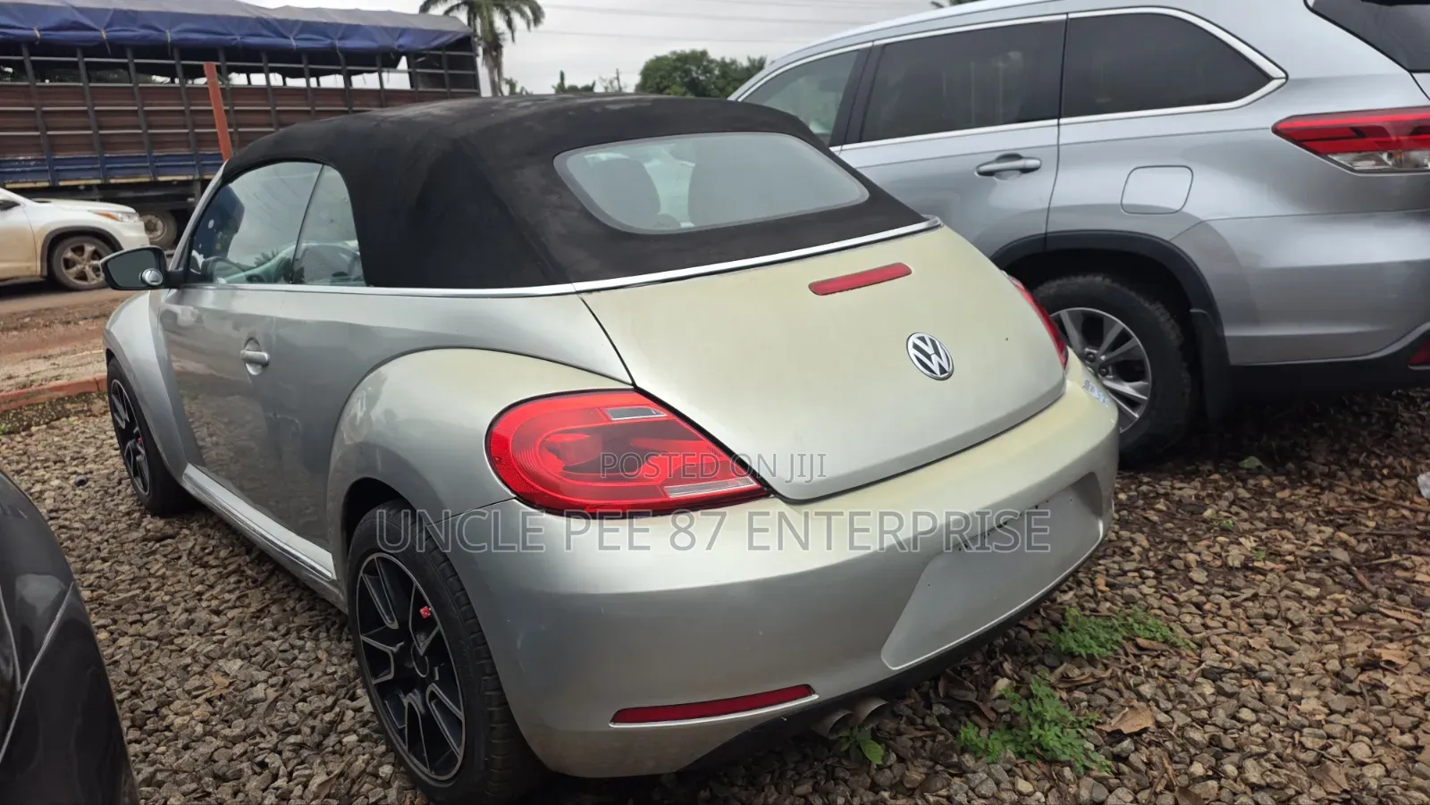 Volkswagen Beetle 2015 Silver
