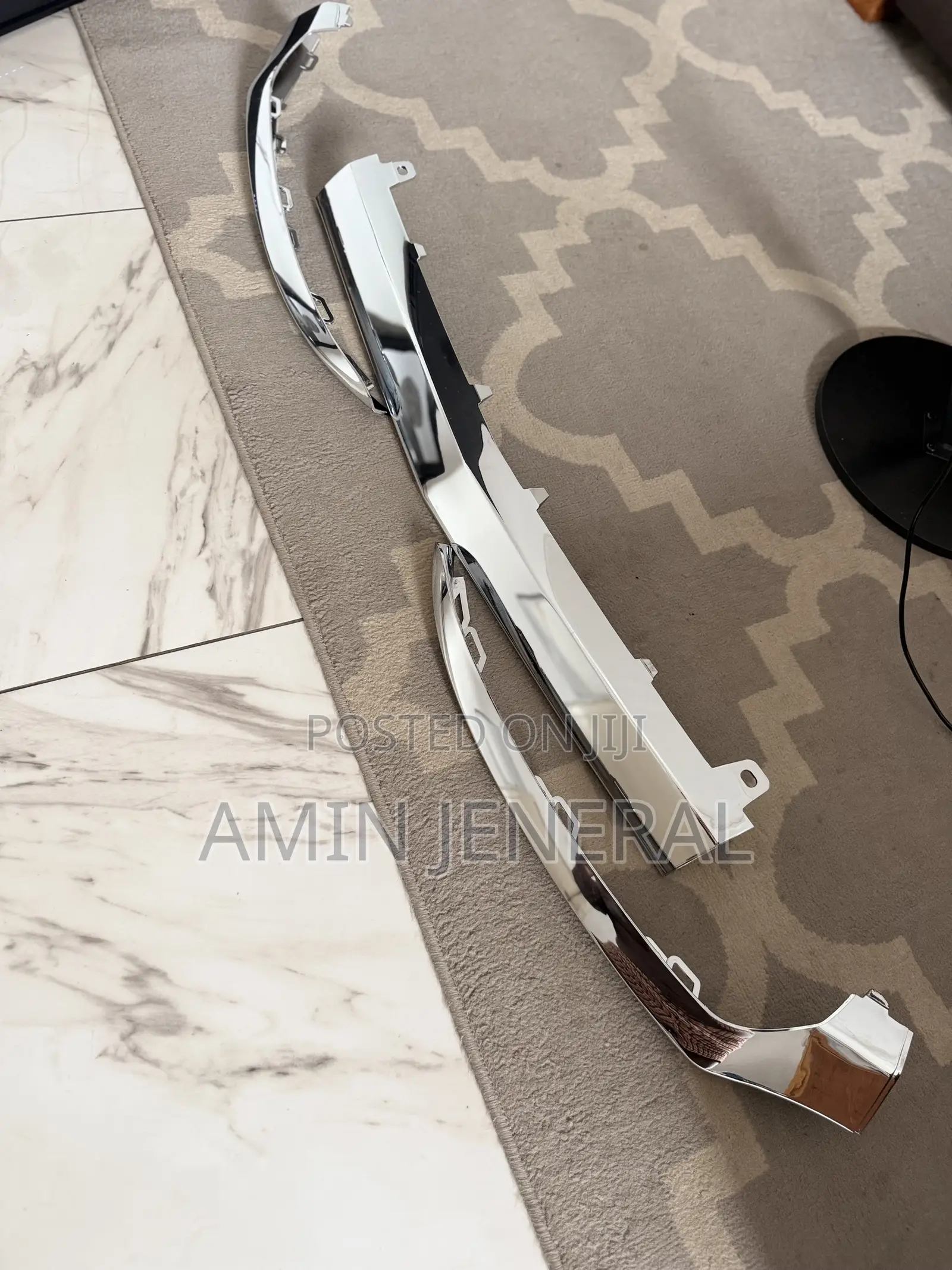 C300 Front Bumper Chrome/ Shinning