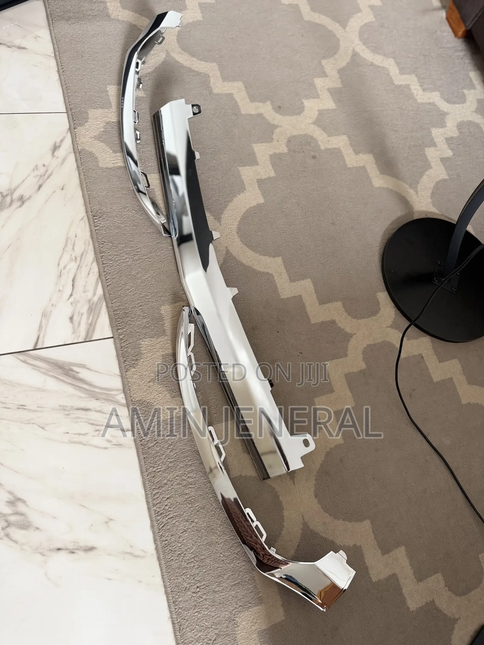 C300 Front Bumper Chrome/ Shinning