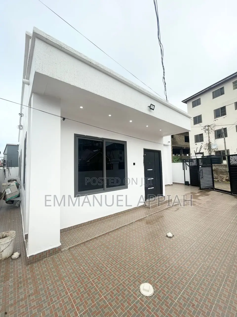 3bdrm House in Spintex for rent