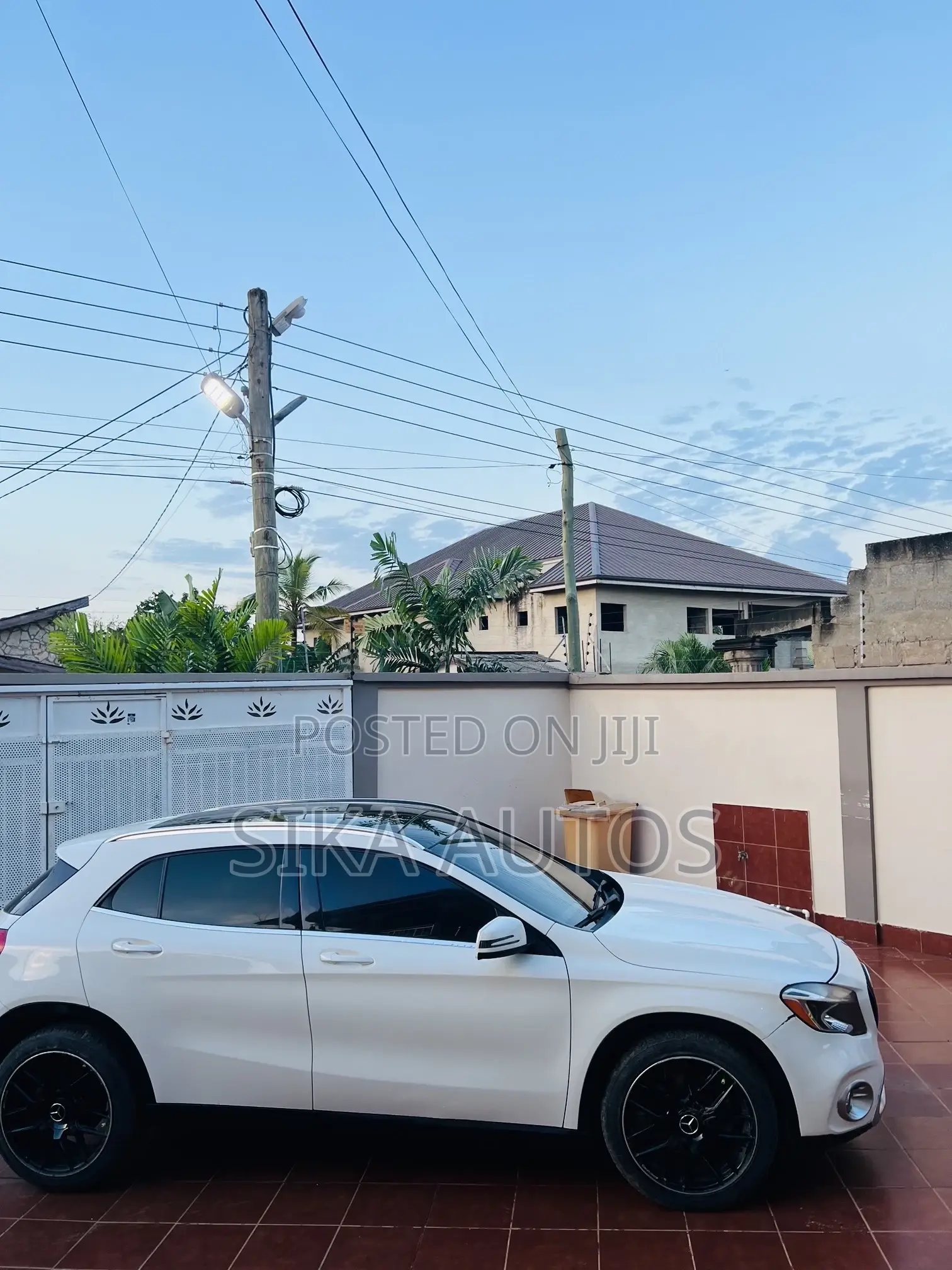 Mercedes-Benz GLA 250 2018 White