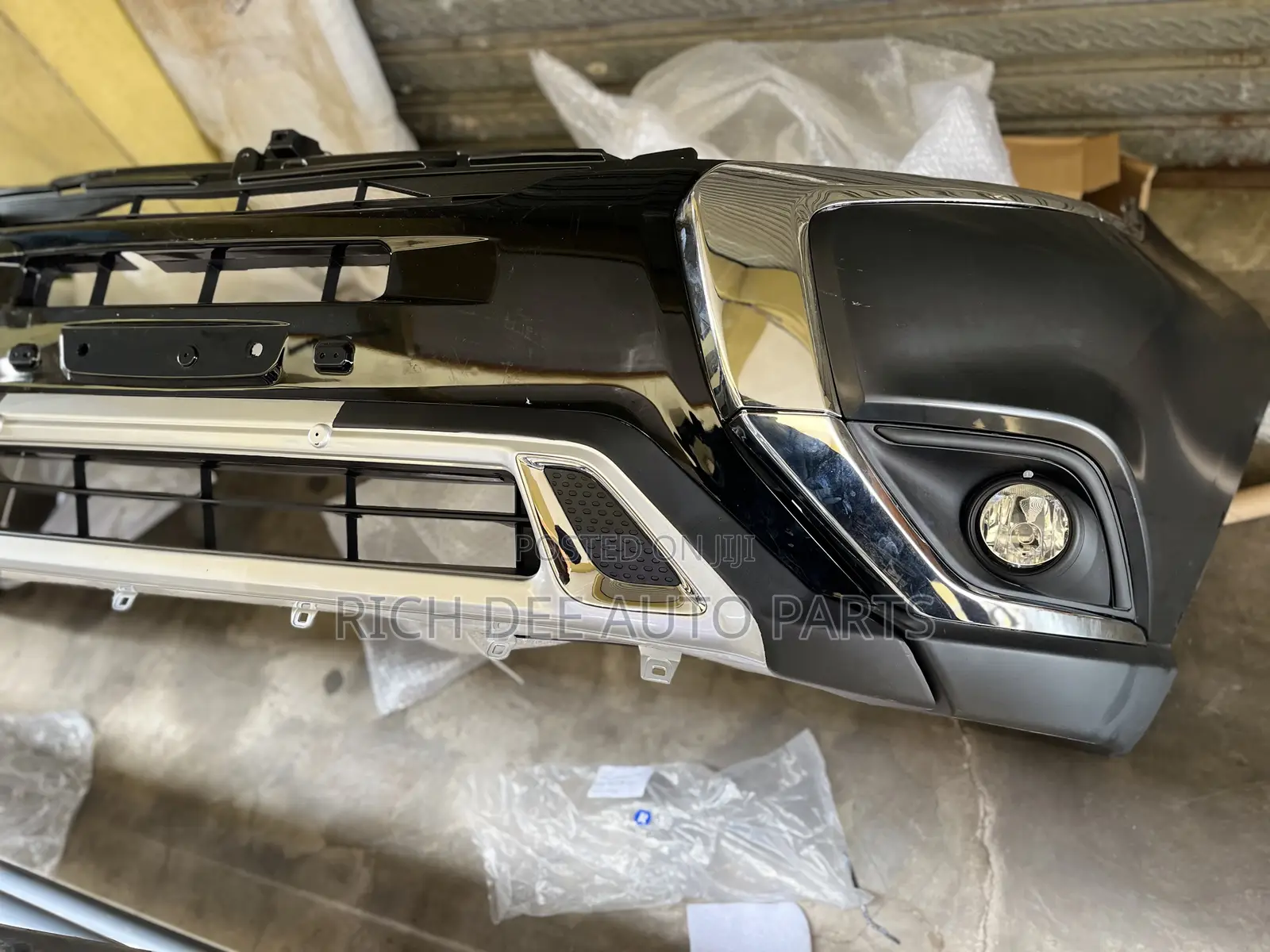 Mitsubishi Outlander 2019 Front Bumper Complete 2018, 2019, 2020, 2021