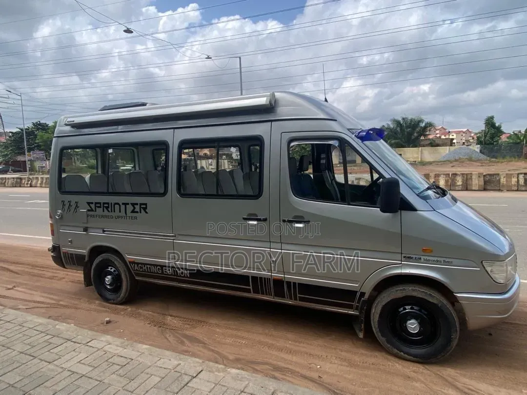 Mercedes-Benz Sprinter 1999 Silver