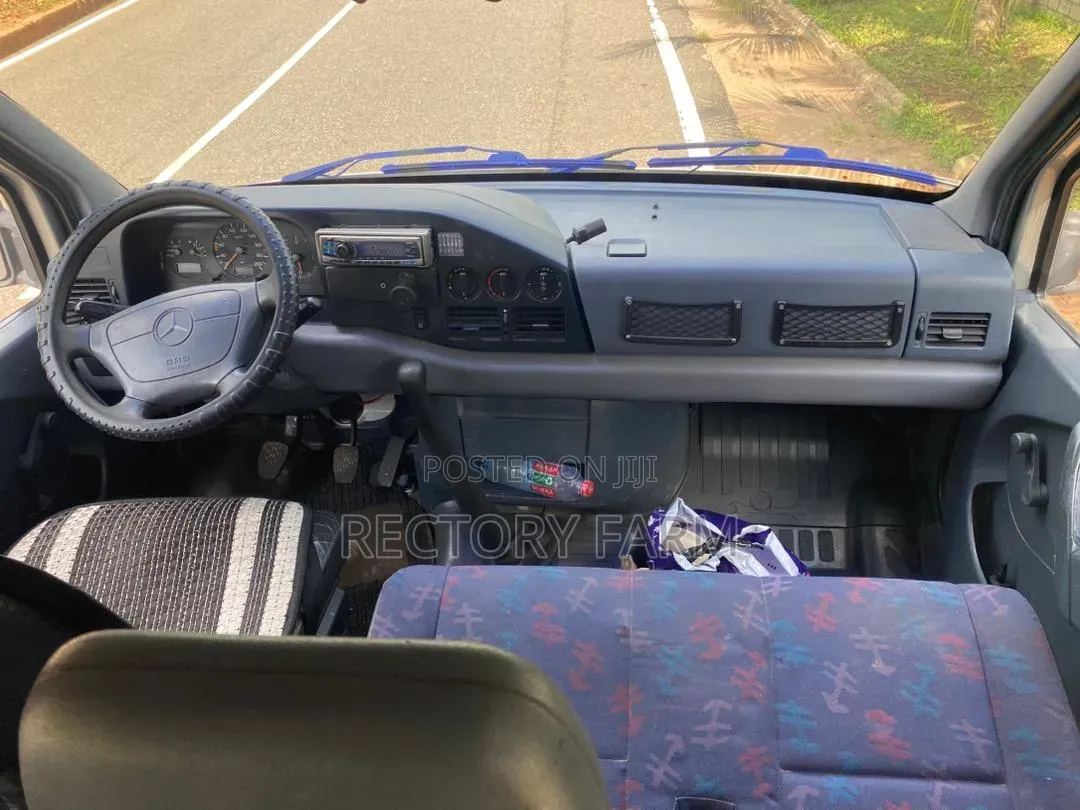 Mercedes-Benz Sprinter 1999 Silver