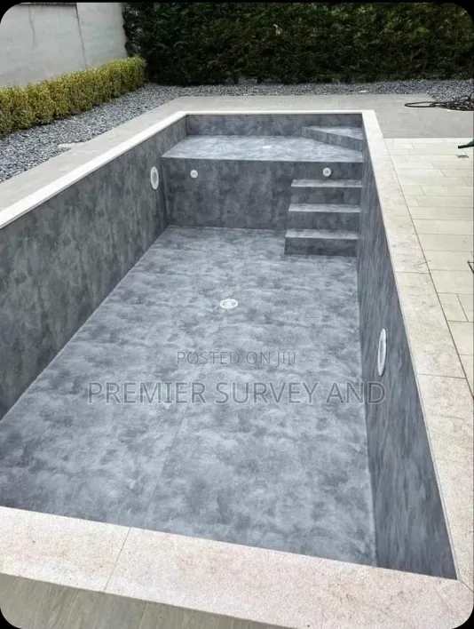 Experience Luxury With a Custom-Built Swimming Pool