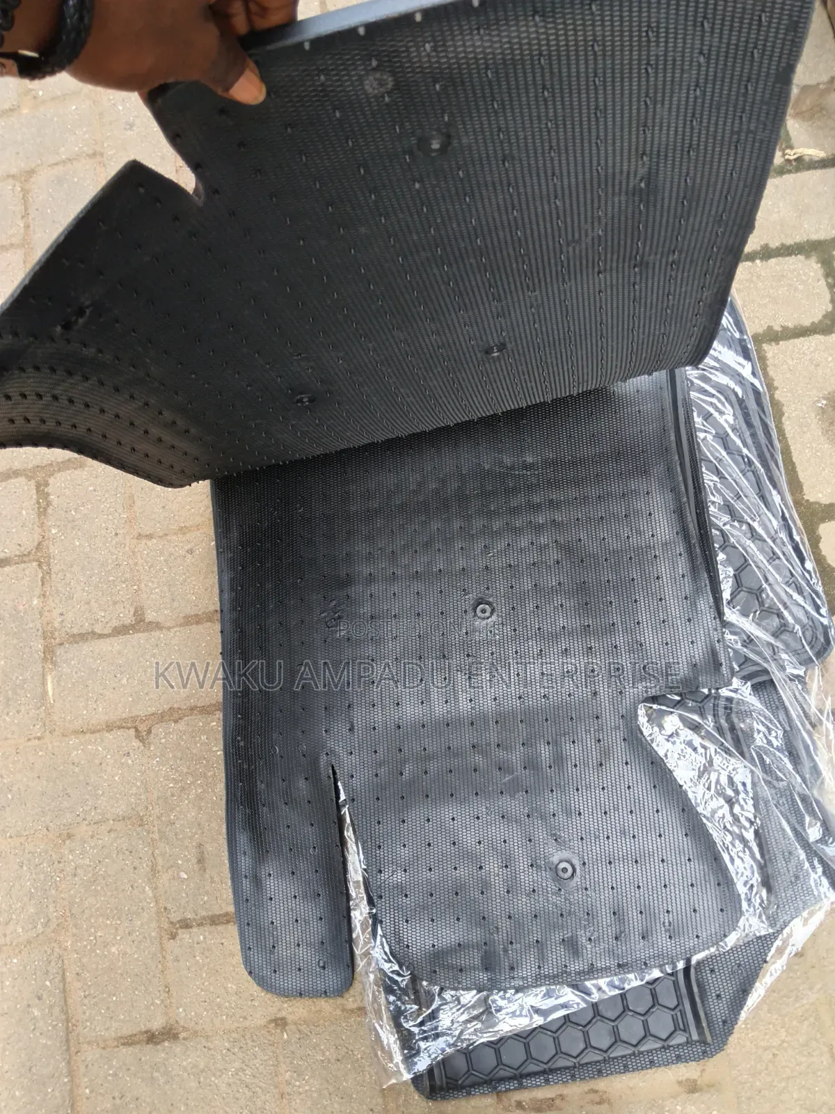 Hyundai Elandra Rubber Floor Mat