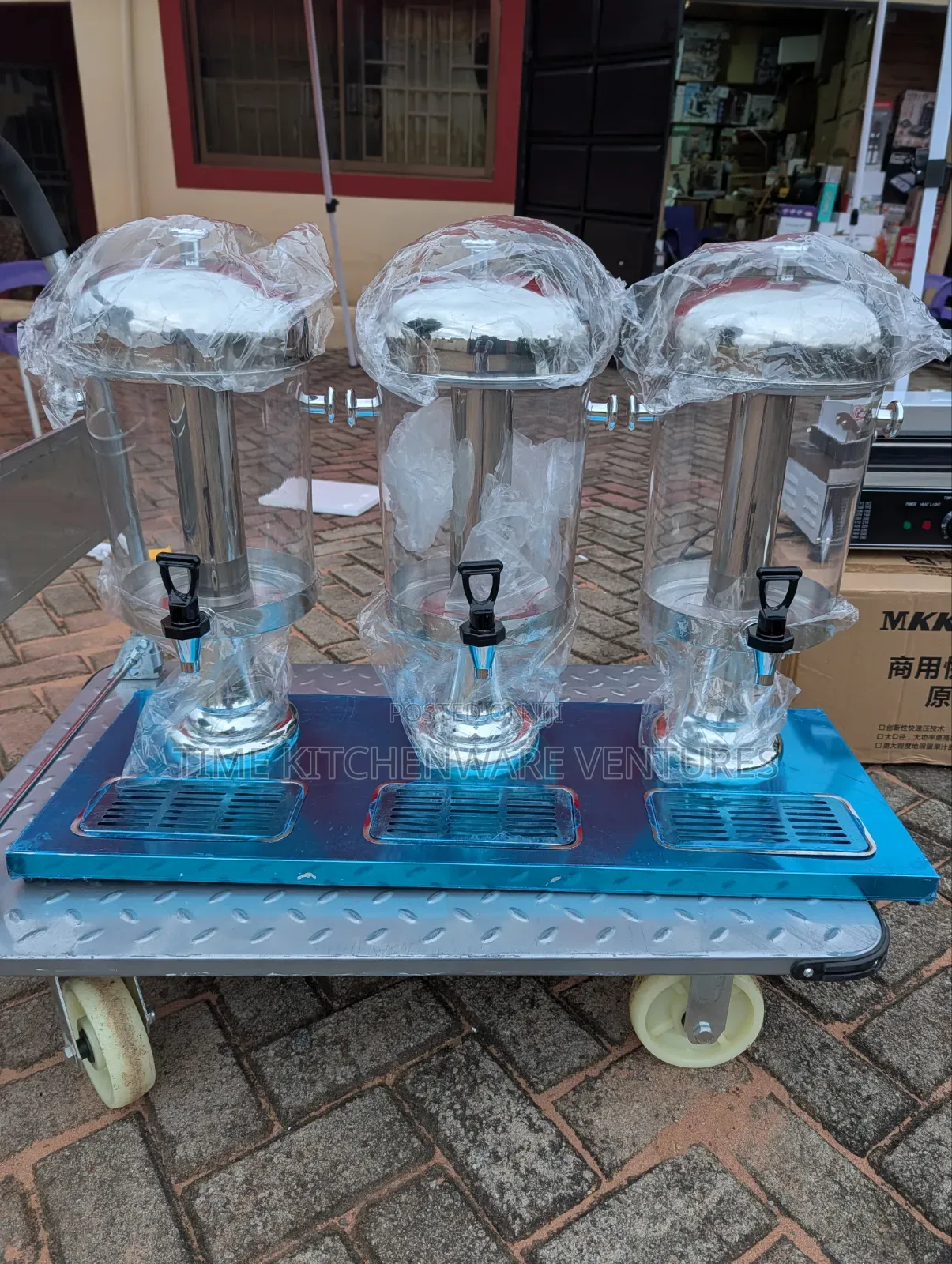 Juice Or Beverage Dispenser(8litres ×3)