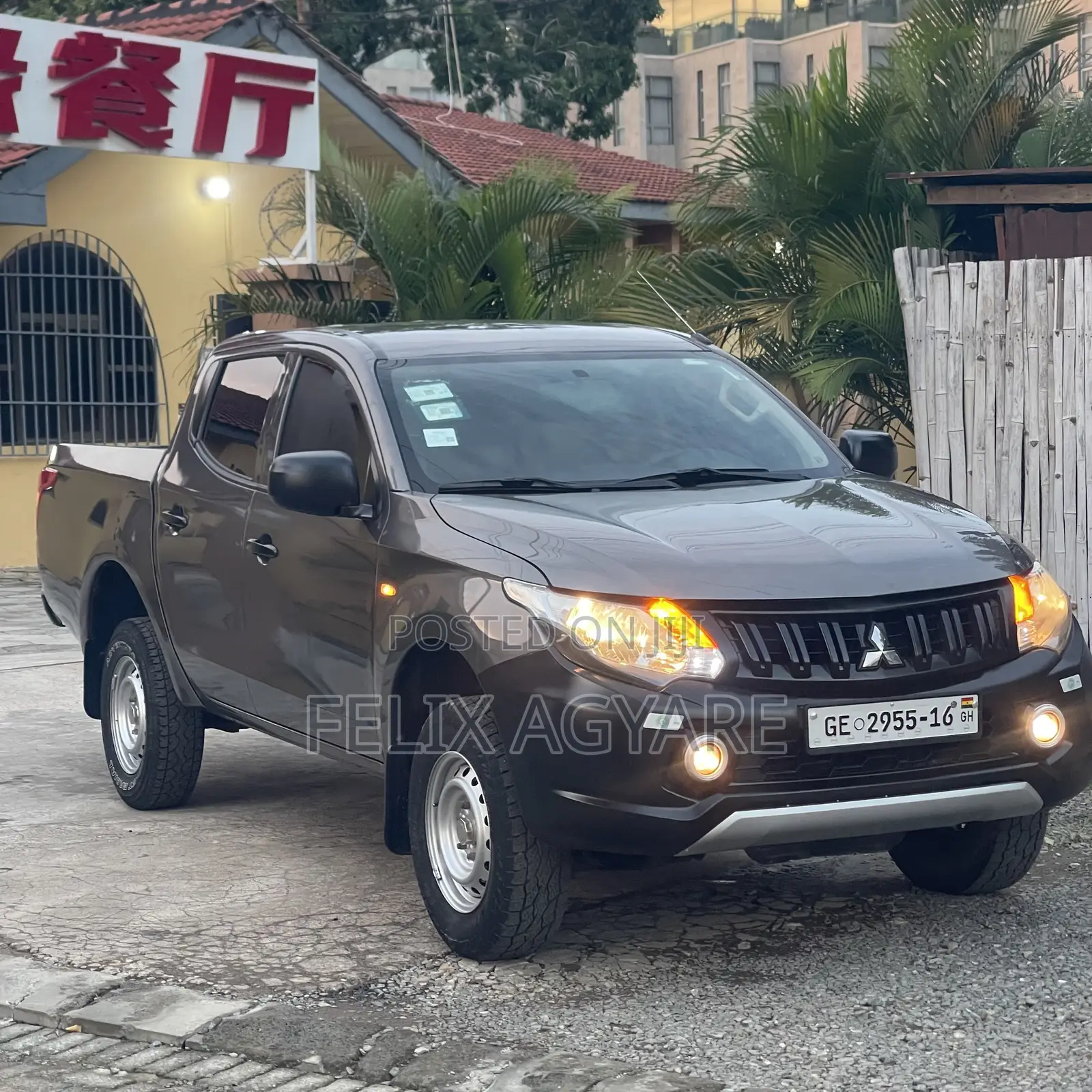 Mitsubishi L200 2016 Gray