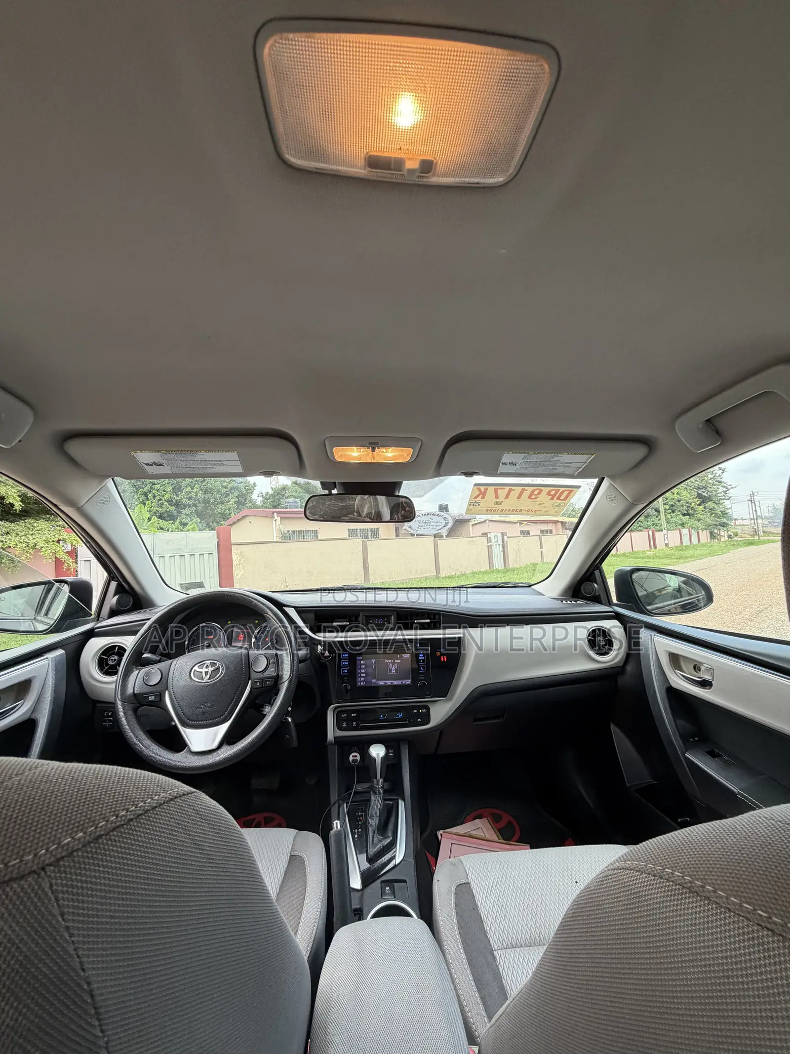 Toyota Corolla LE Eco (1.8L 4cyl 2A) 2018 Blue