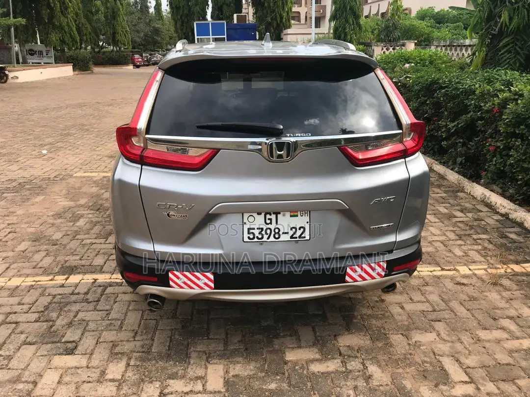 Honda CR-V Touring AWD 2018 Silver