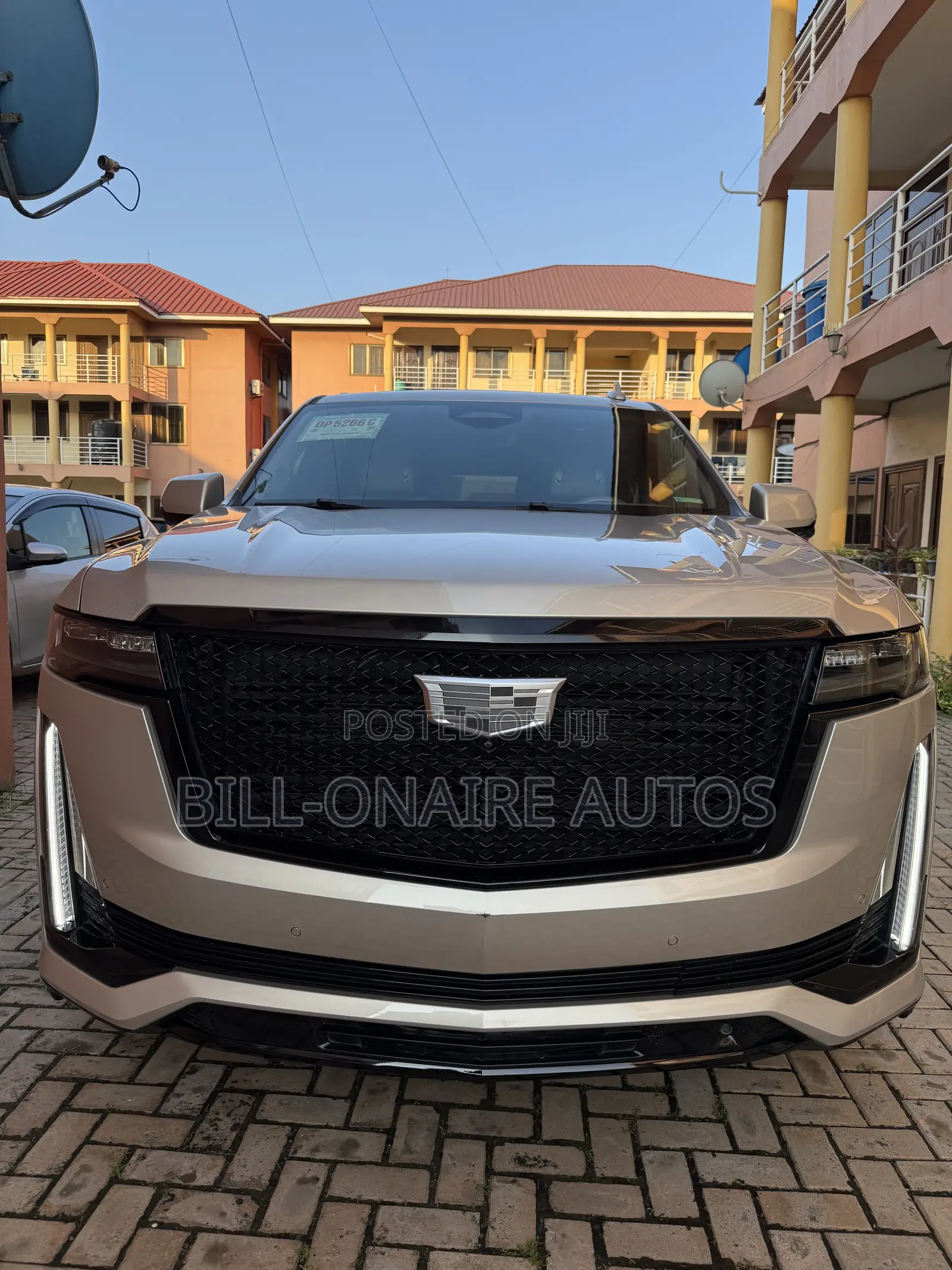 Cadillac Escalade 2021 Beige