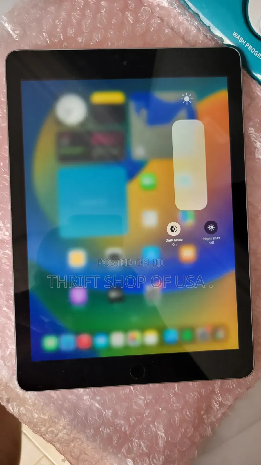 Apple iPad 9.7 128 GB Gray