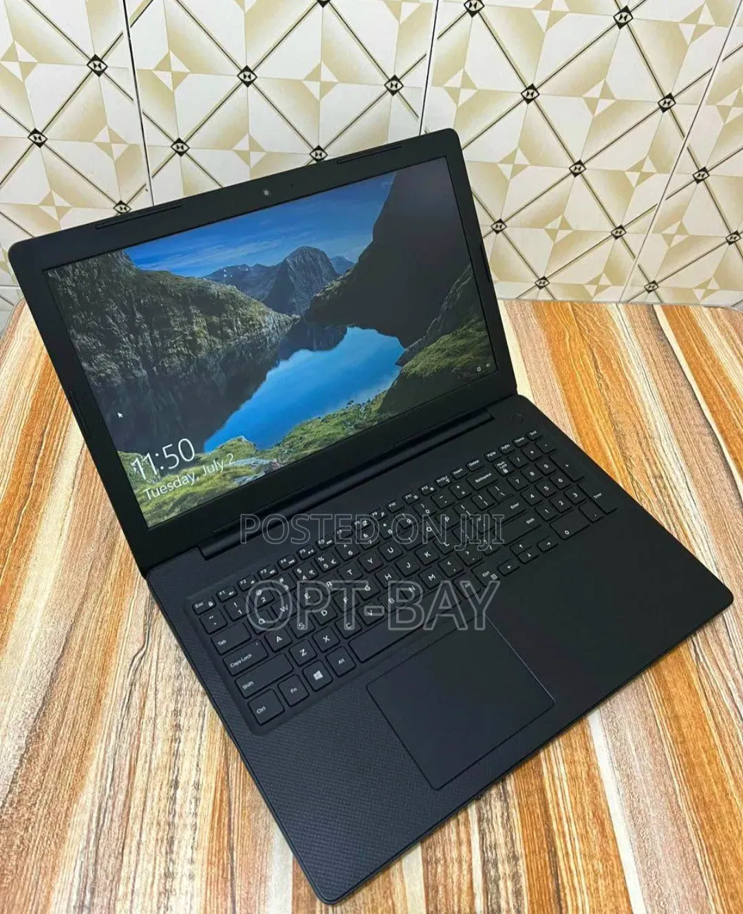 Laptop Dell Latitude 3590 12GB Intel Core i7 HDD+SSD 500GB
