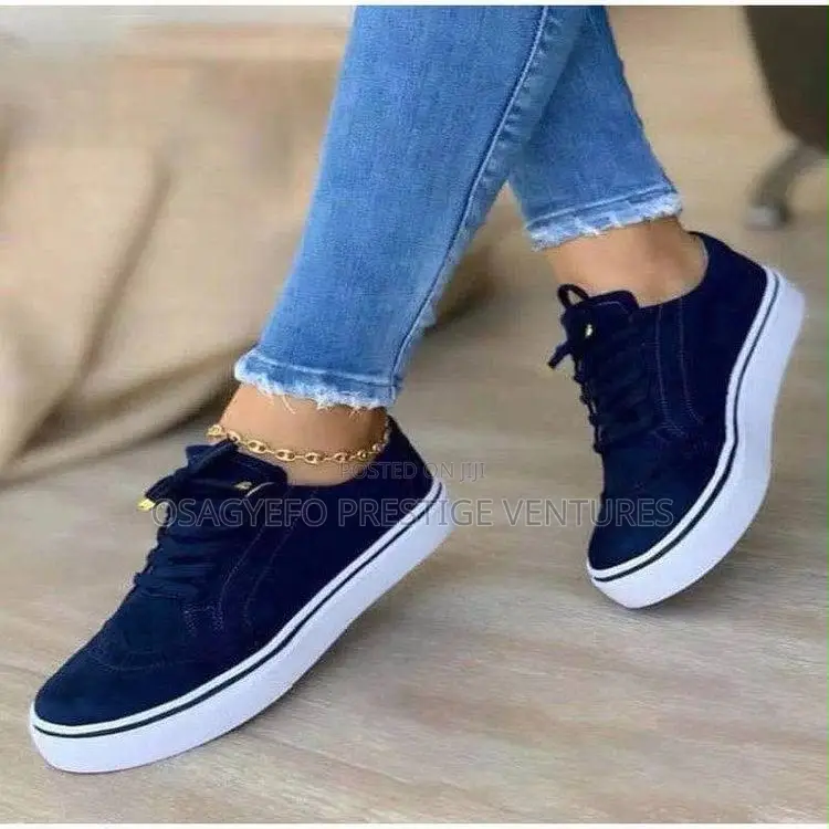Ladies Tripple White Casual Wear