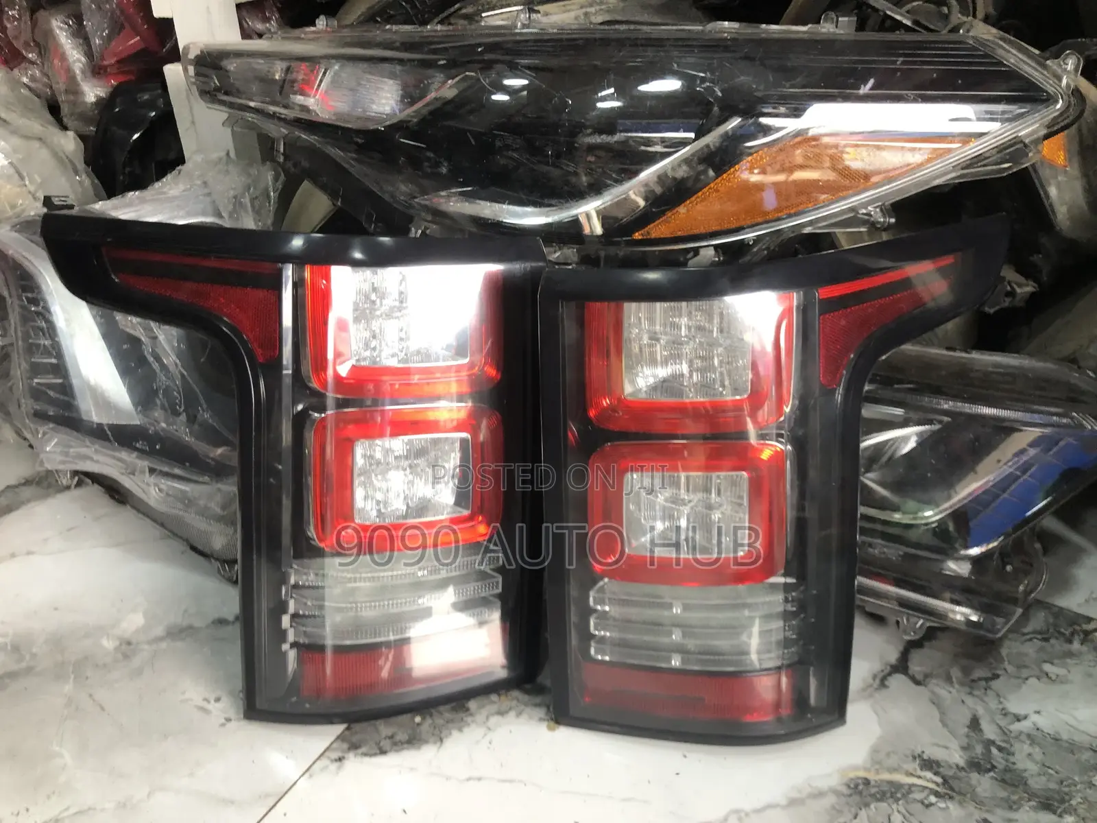 2016 Range Rover Vogue Taillight