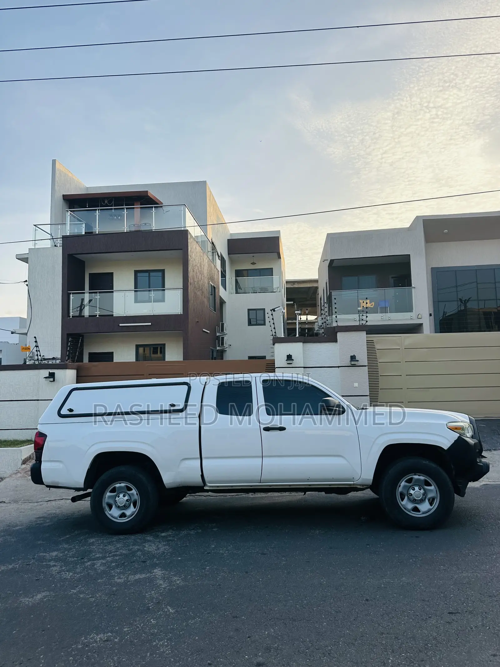 Toyota Tacoma SR5 2022 White