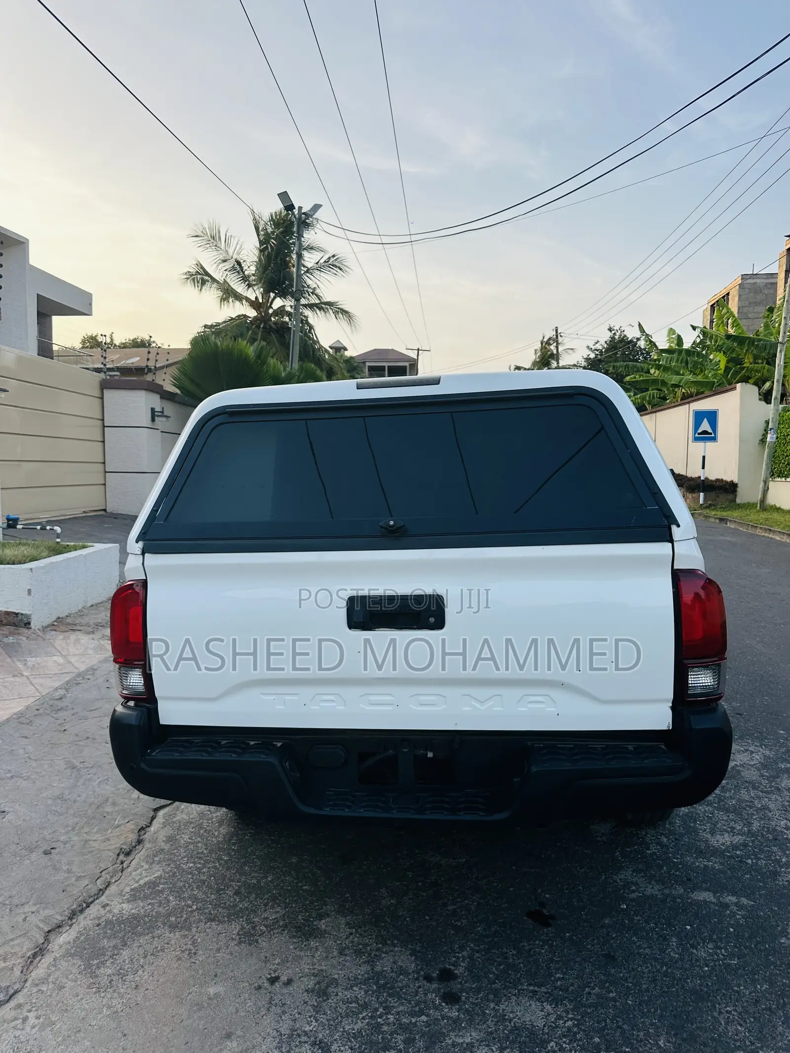 Toyota Tacoma SR5 2022 White