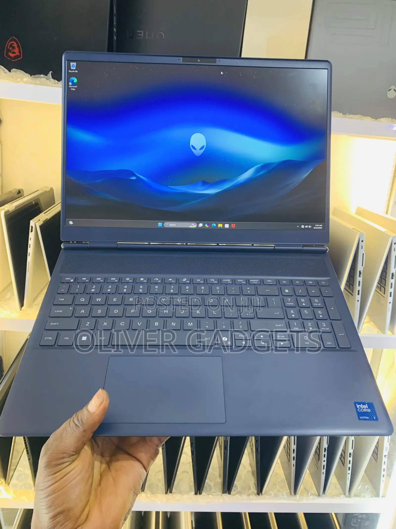 Laptop Dell Allienware M18 R1 16GB Intel Core Ultra 7 SSD 1T