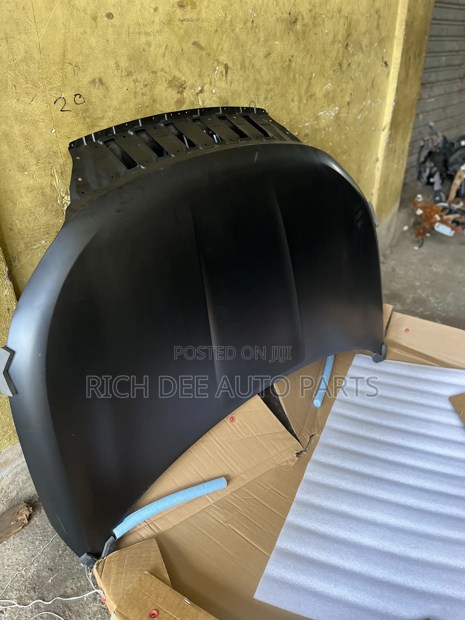 Mitsubishi Outlander 23 Bonnet 2023, 2024, 2025 Aluminum and Metal