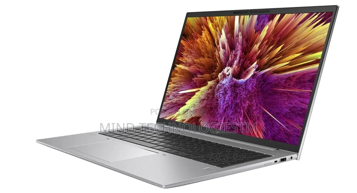 New Laptop HP ZBook Firefly 16 G10 16GB Intel Core i5 SSD 256GB