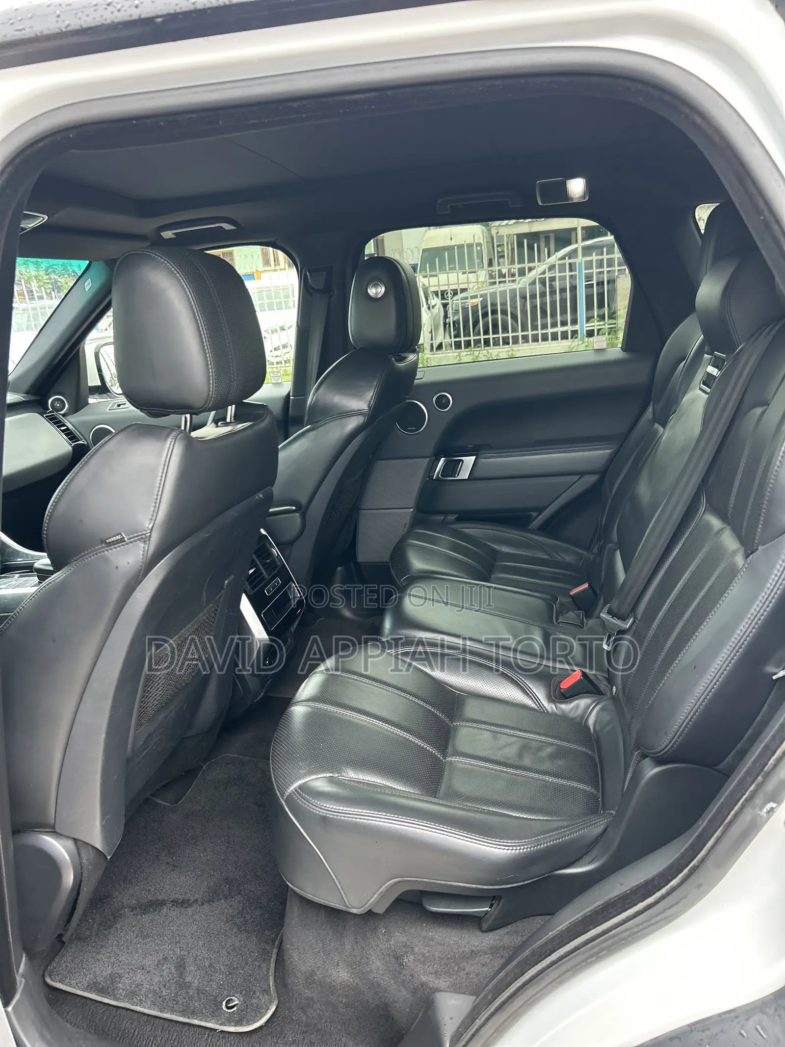 Land Rover Range Rover Sport SE 4dr SUV 4WD (3.0L 6cyl S/C 8A) 2015