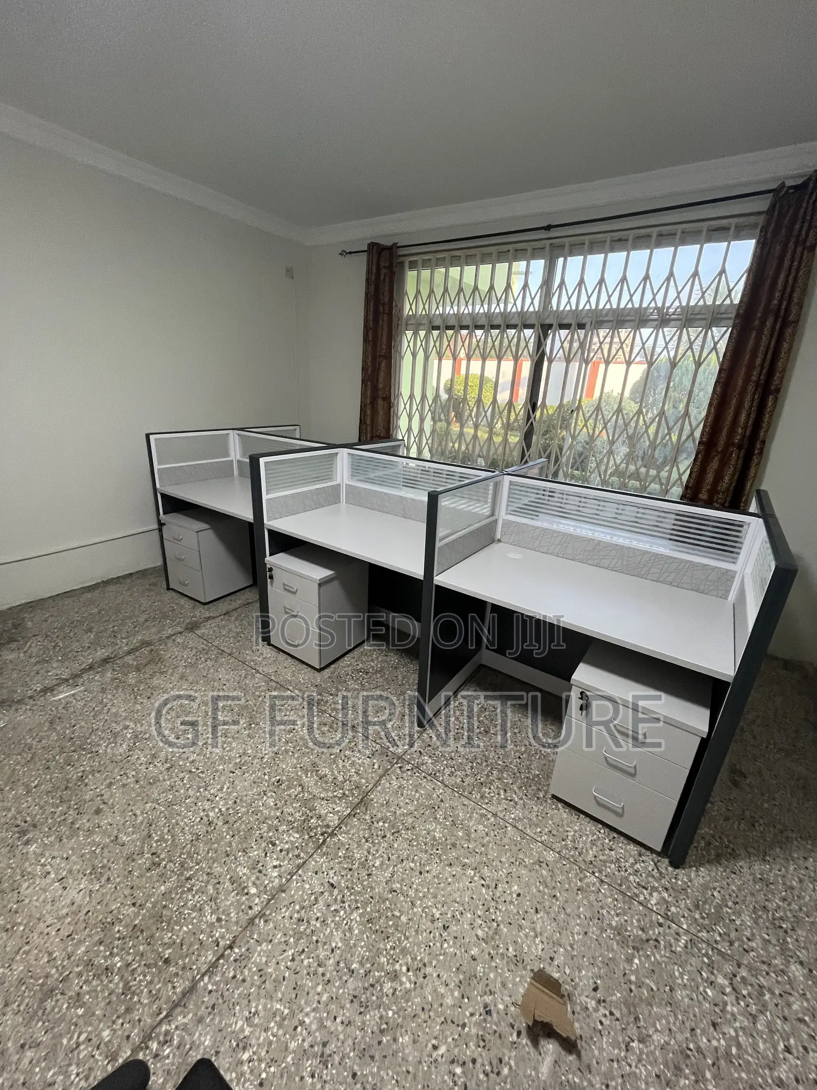 6 In1 Office Cubicles/Office Workstation