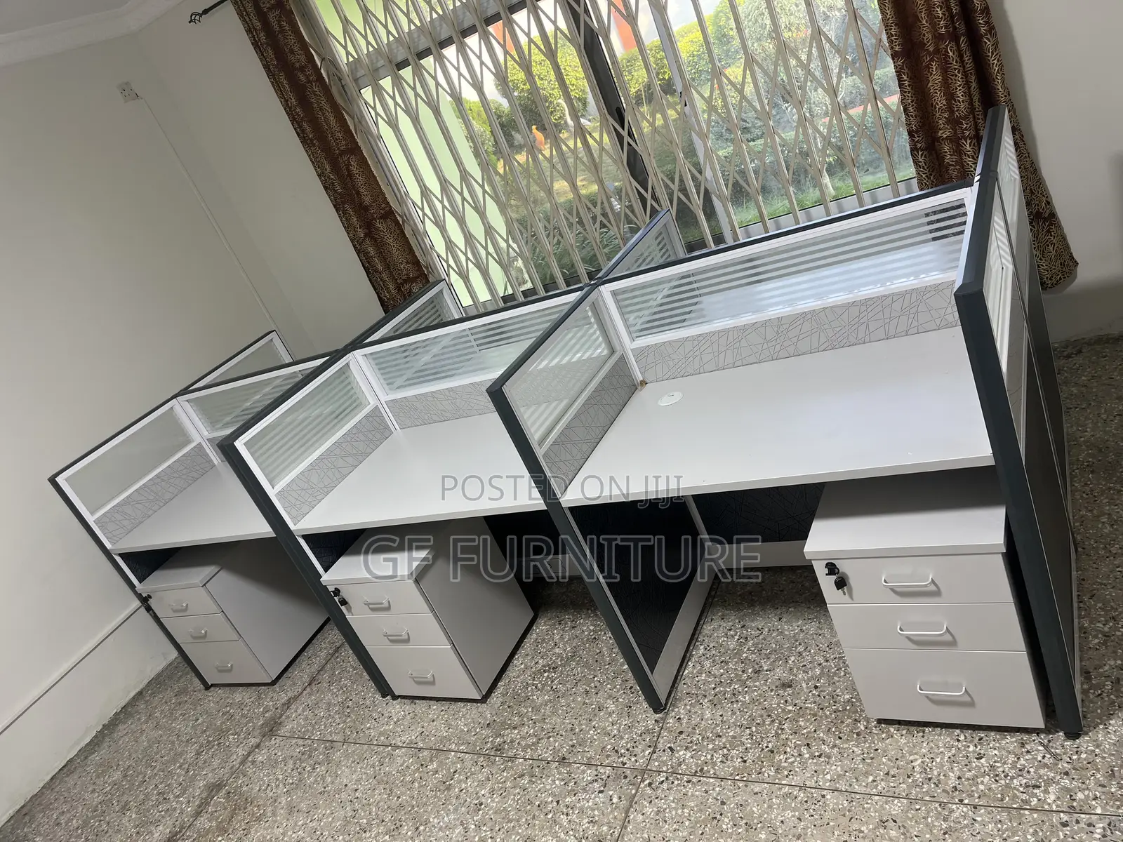 6 In1 Office Cubicles/Office Workstation