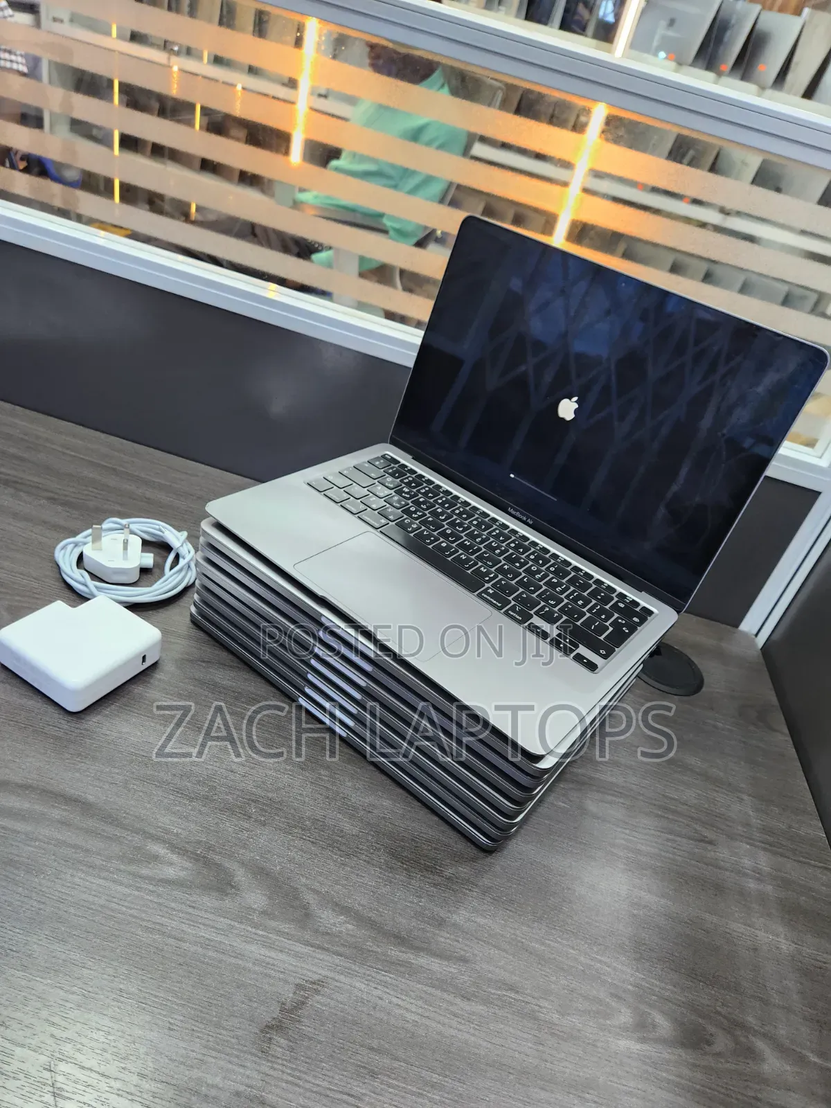 Laptop Apple MacBook Pro 2019 16GB Intel Core i5 SSD 128GB