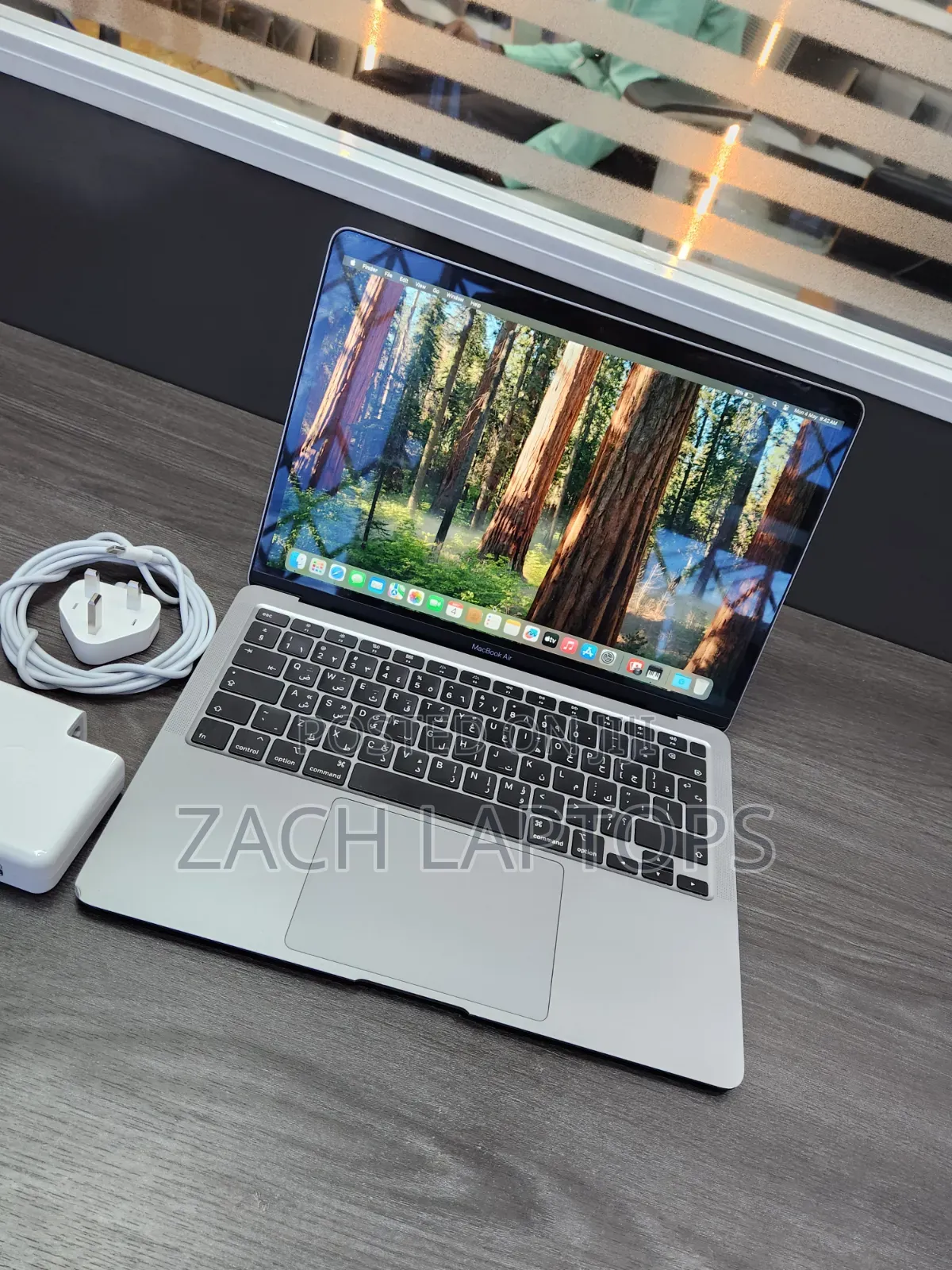 Laptop Apple MacBook Air 2020 8GB Intel Core i3 SSD 256GB