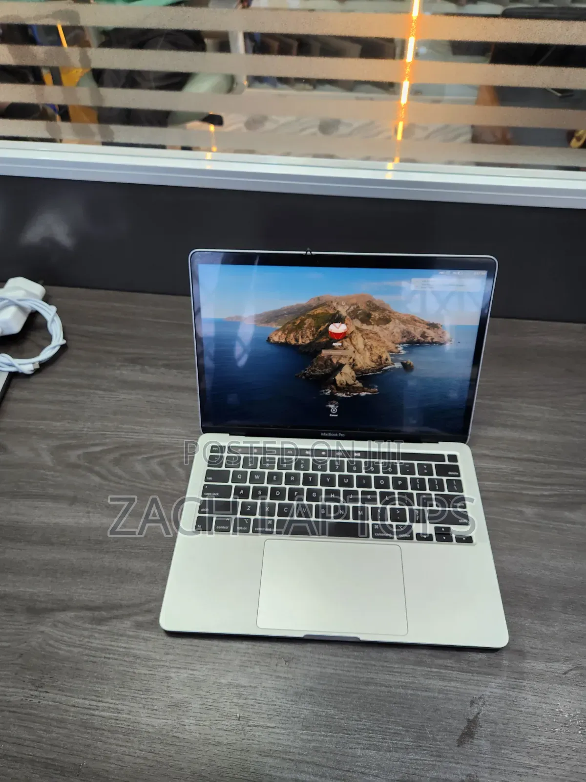 Laptop Apple MacBook Pro 2018 8GB Intel Core i5 SSD 256GB