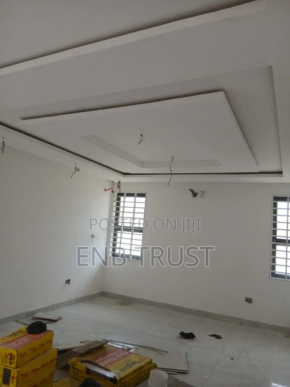 4bdrm Duplex in Sakumono for sale