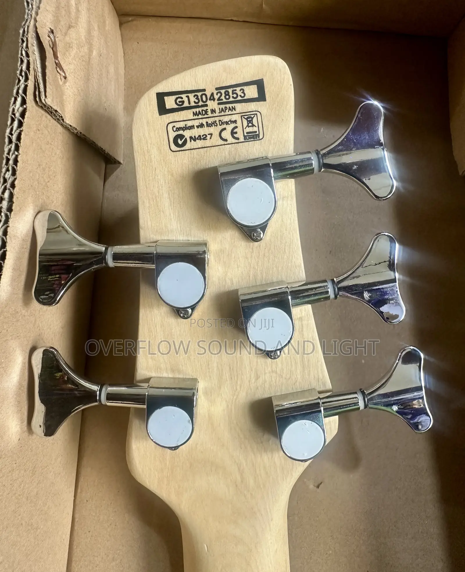 Ibanez Gio 5 Strings Passive Bass Guitar[5 Knobs]