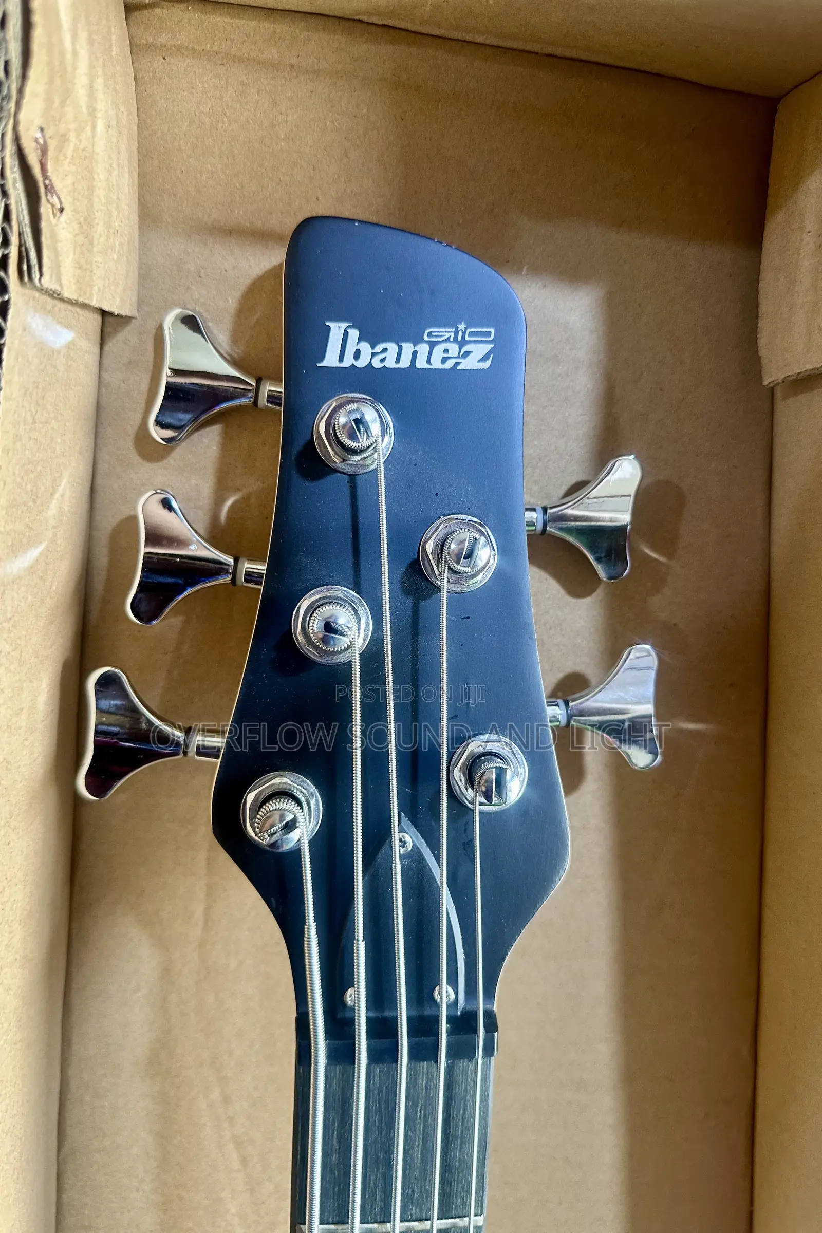 Ibanez Gio 5 Strings Passive Bass Guitar[5 Knobs]