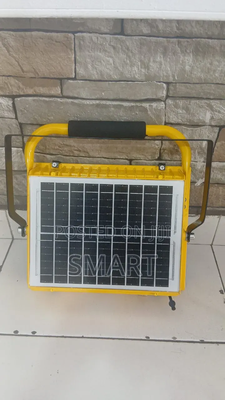 200w Potable Emergency Rechargeable/ Solar Flood Light