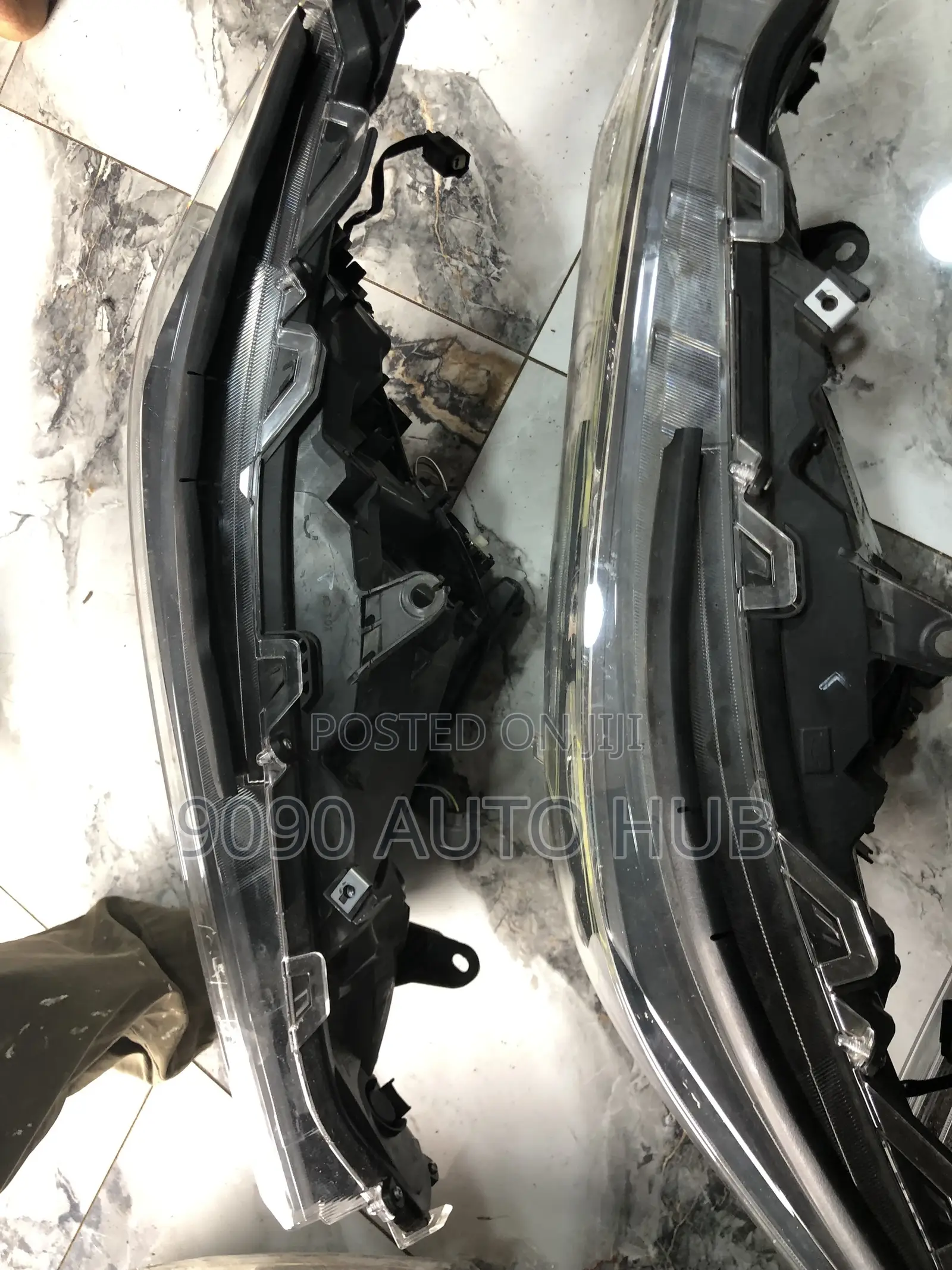 2018-22 Toyota Rav4 Headlight Pair