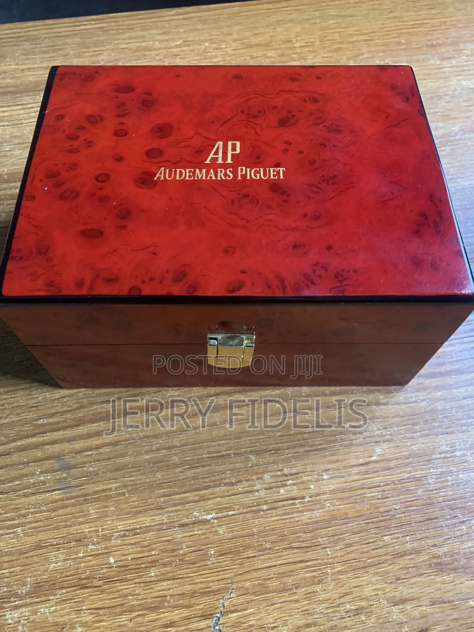 Men’S Watch – Excellent Condition