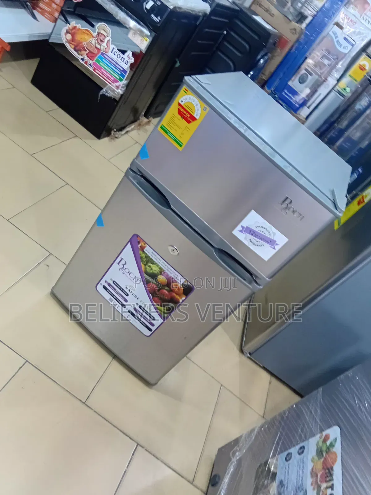 Energy-Efficient Roch Compact Fridge