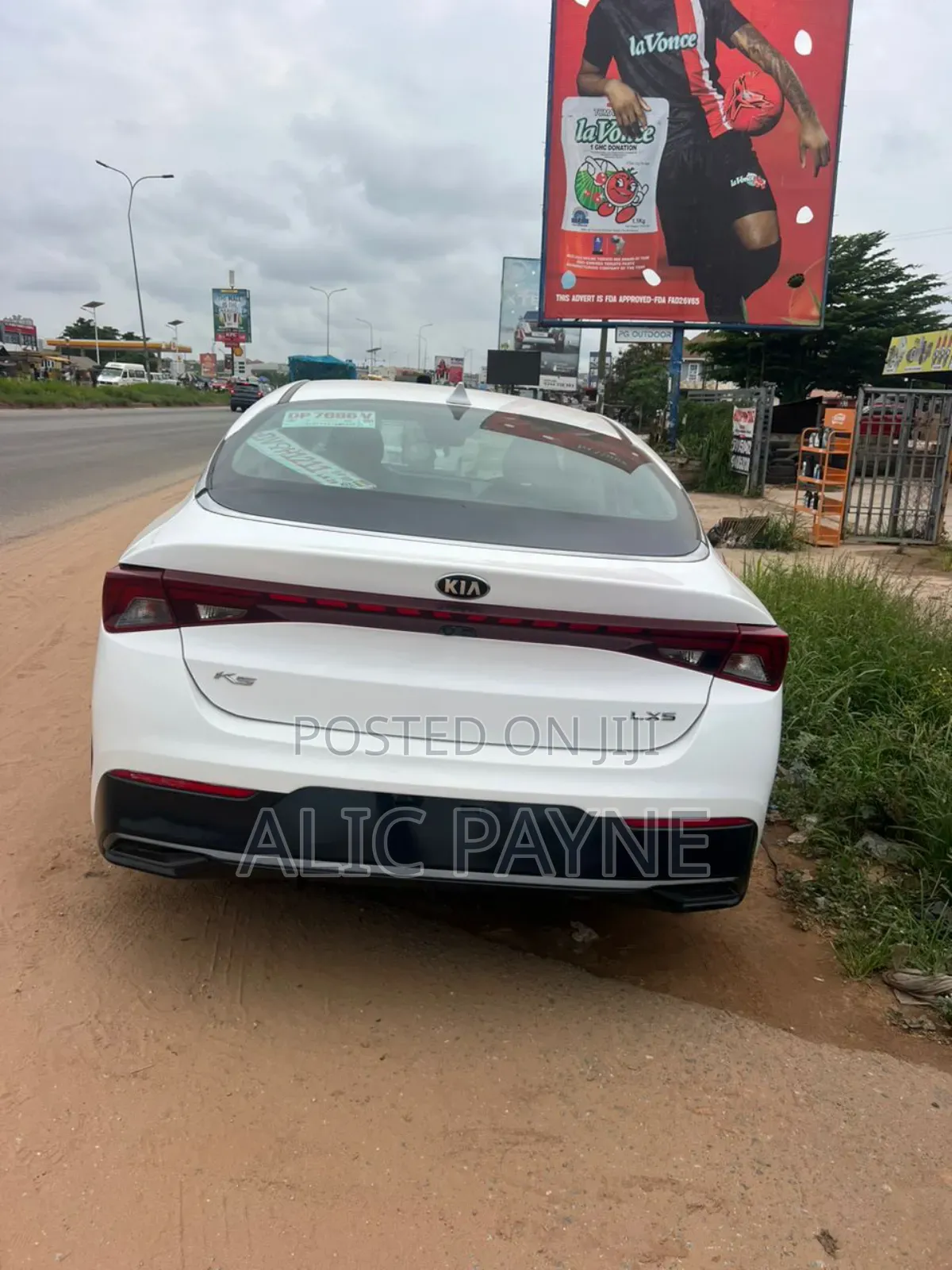 Kia K5 2022 White