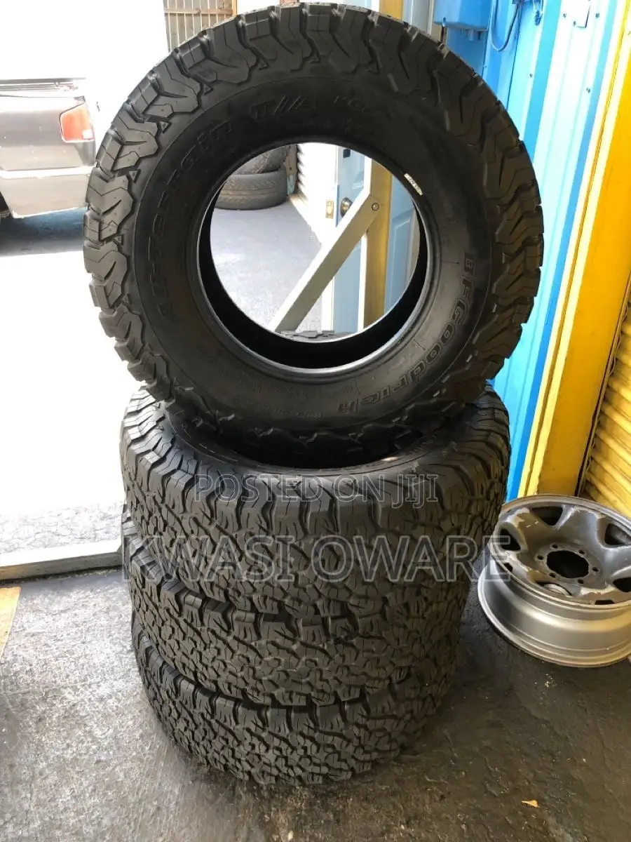 TRX TRD Tacoma Mud Tires Size (35.12.50r20)