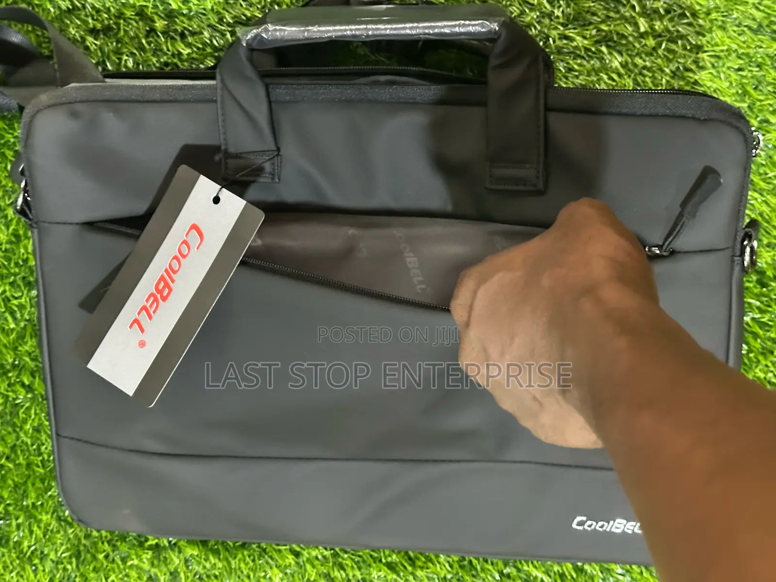Quality and Classic 15 Inches Laptop Bag