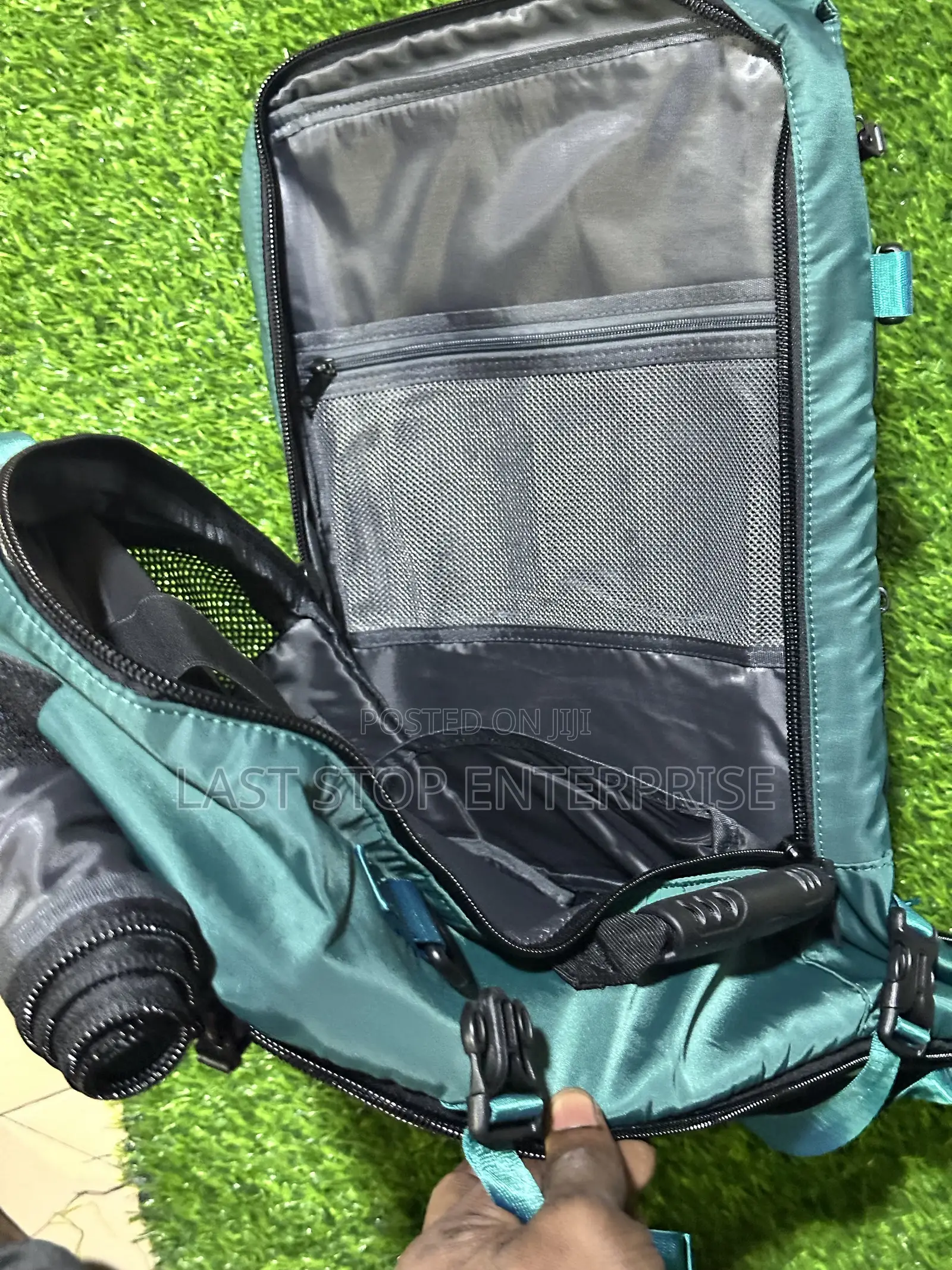 Quality and Classic Traveling Bag