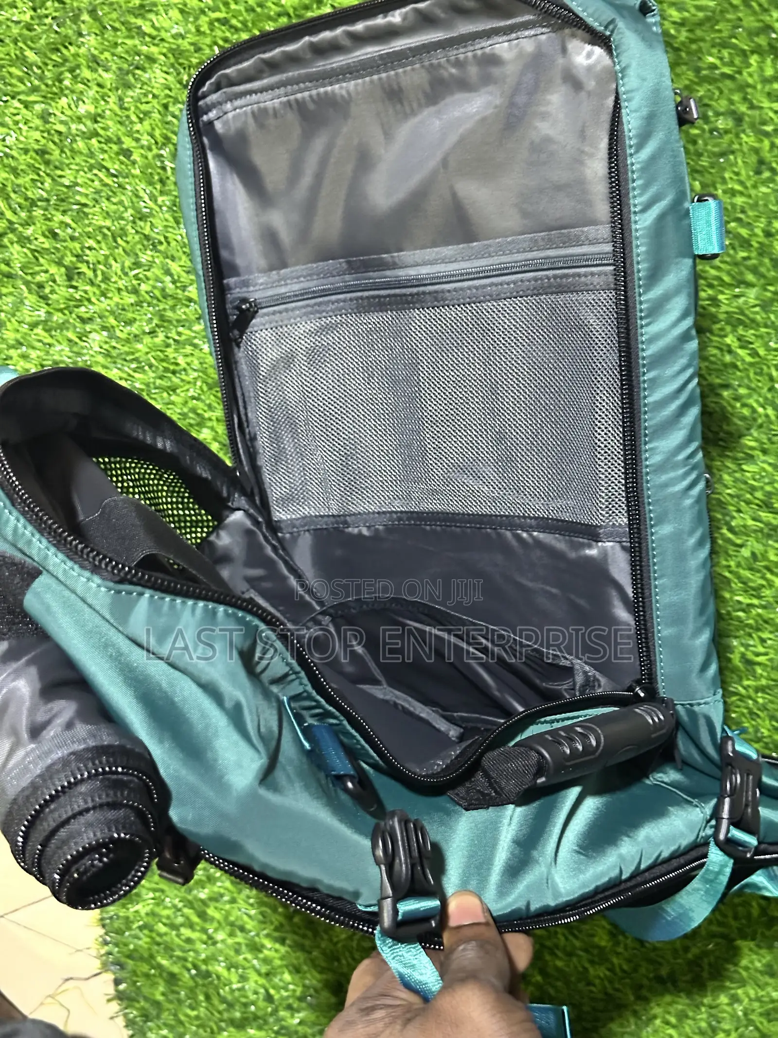 Quality and Classic Traveling Bag