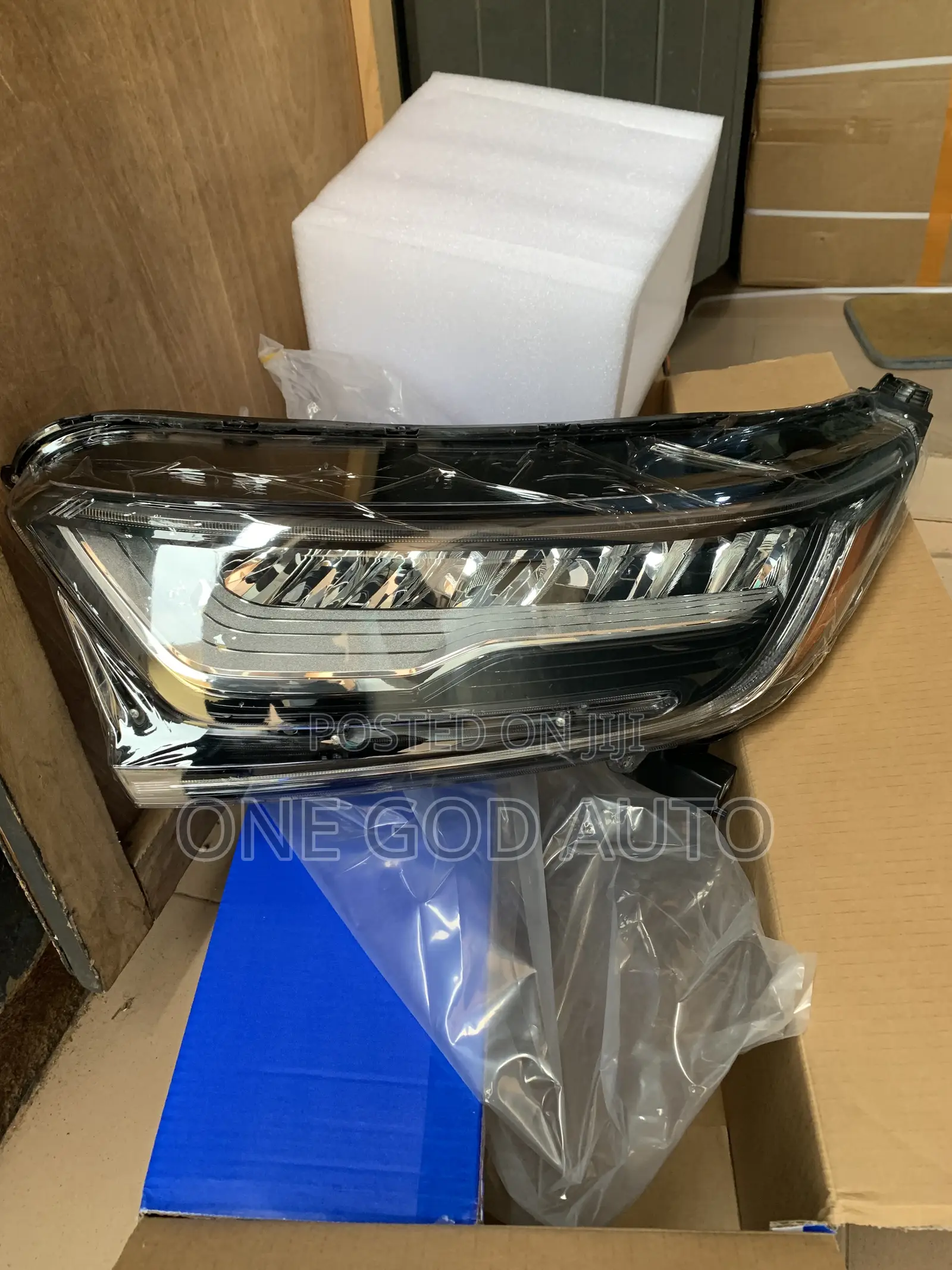 Honda CRV 2017,2018,2019,2020,2021,2022 Headlight