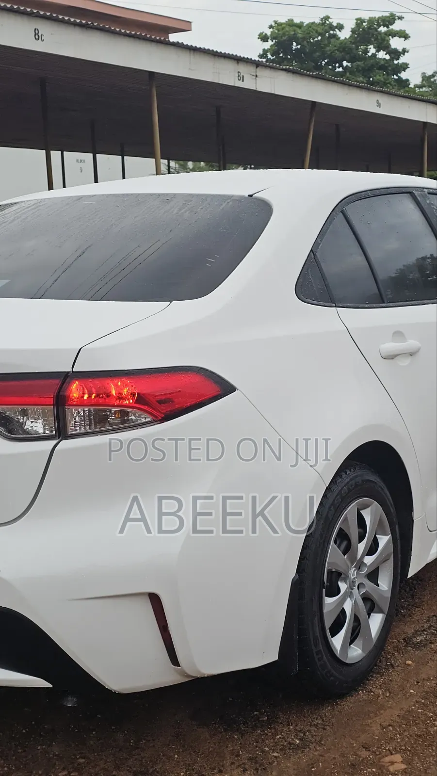 Toyota Corolla LE 2022 White