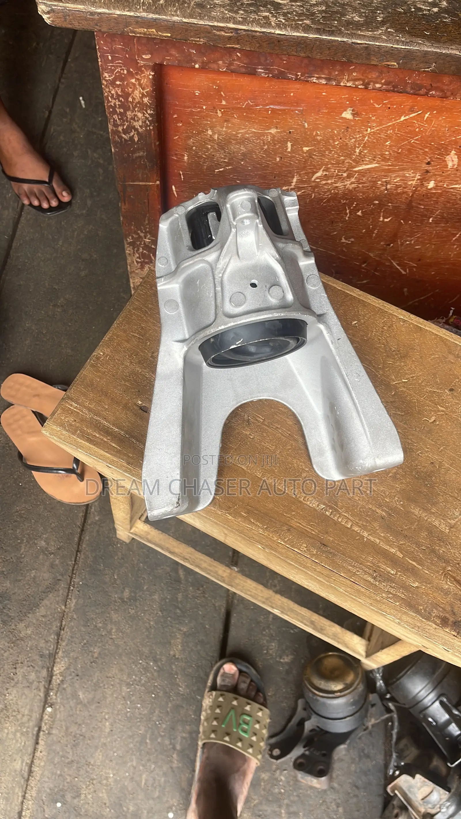 Engine Seat for Honda Civic 1.5 and Accord 2.0