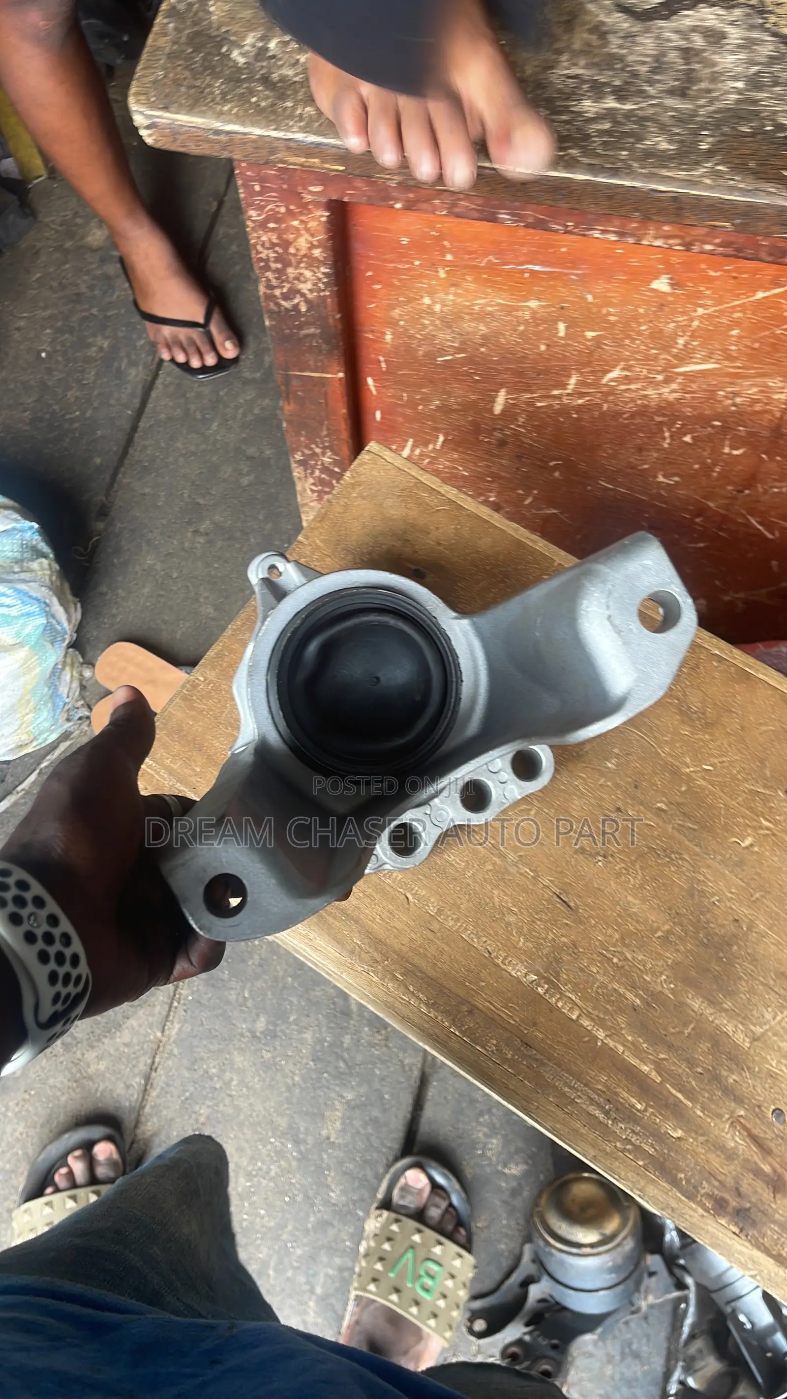 Engine Seat for Honda Civic 1.5 and Accord 2.0