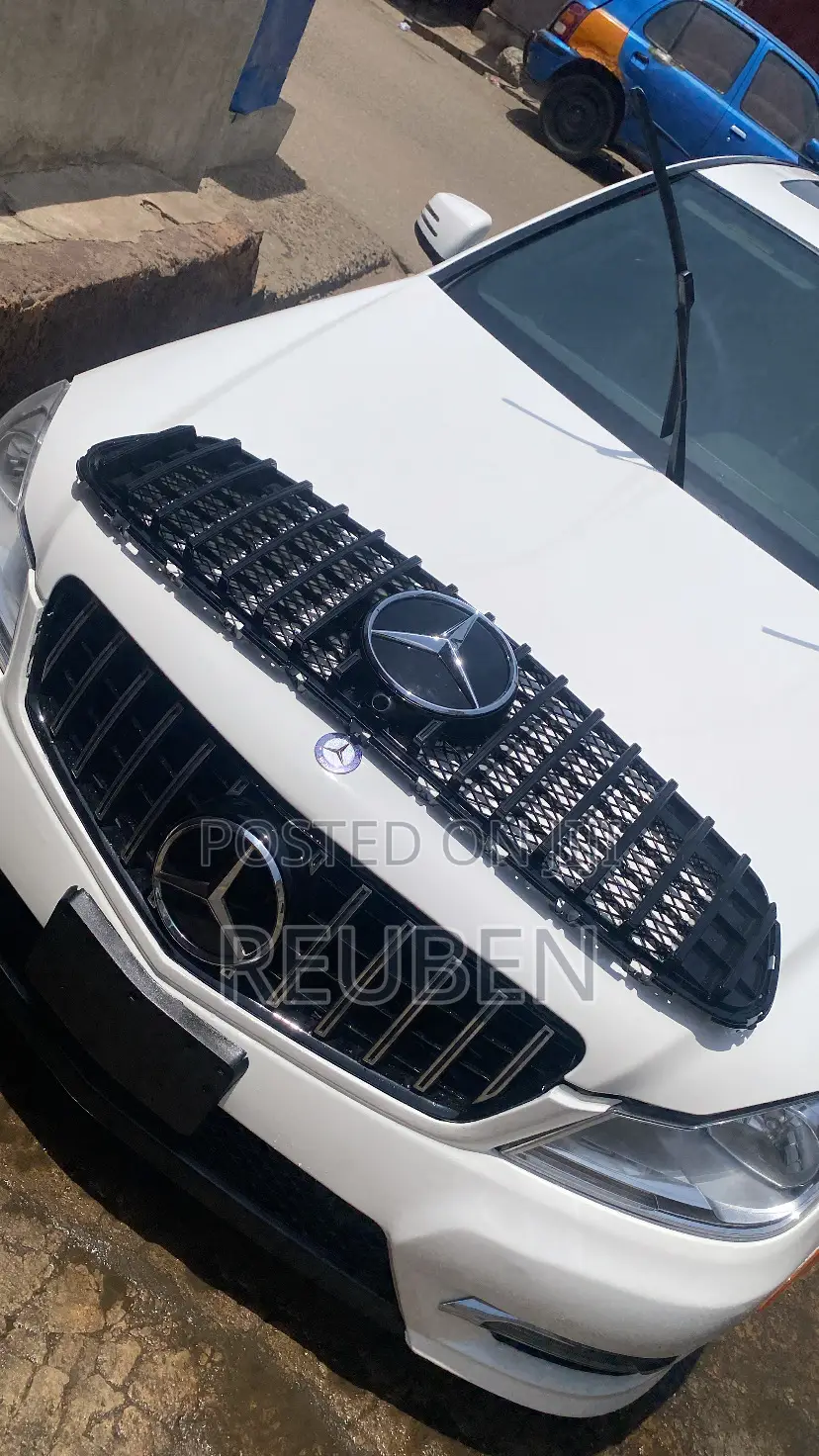 Mercedes Benz GLC 300 Gt Grilles