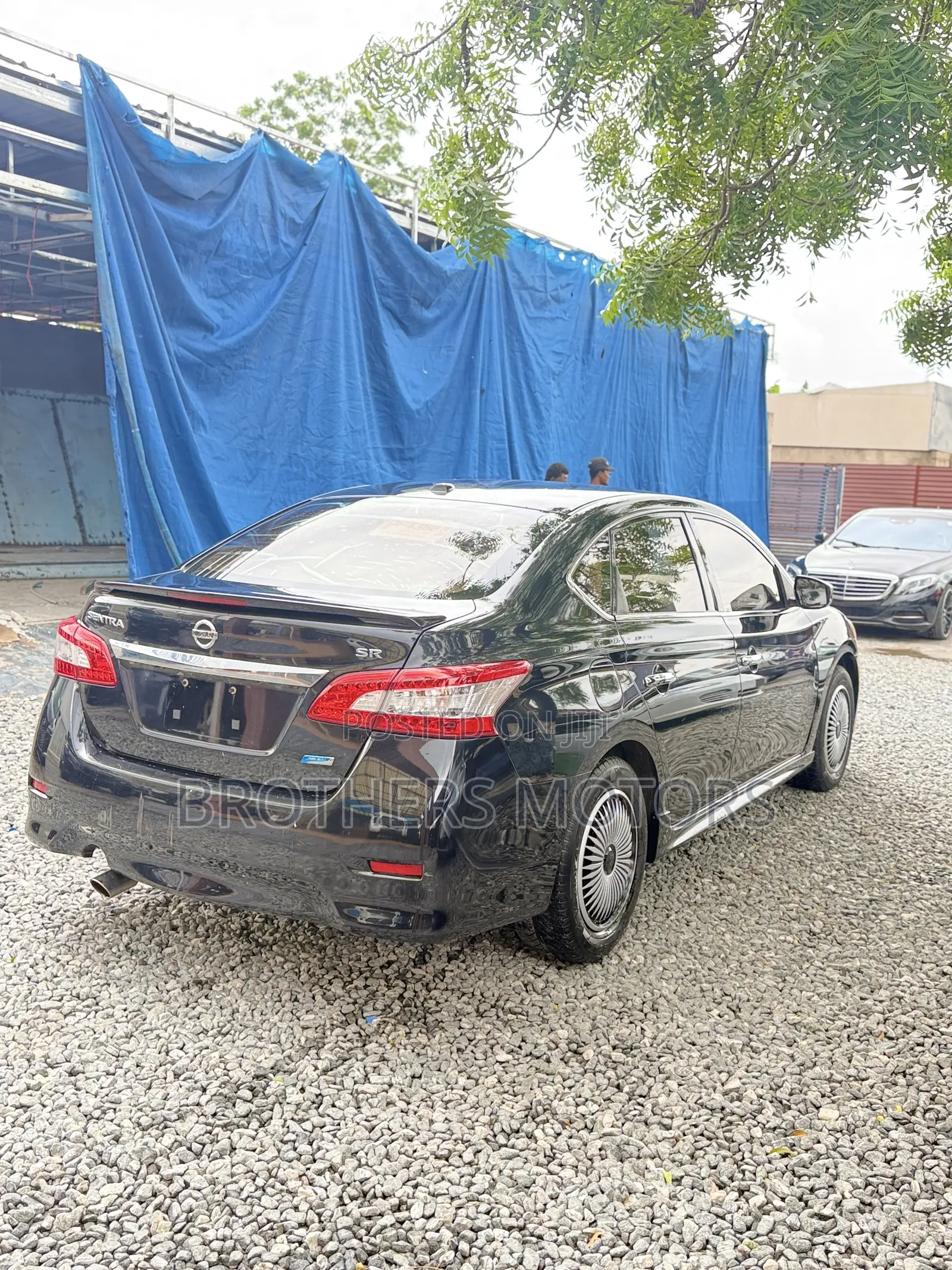 Nissan Sentra SR 4dr Sedan (1.8L 4cyl CVT) 2015 Black