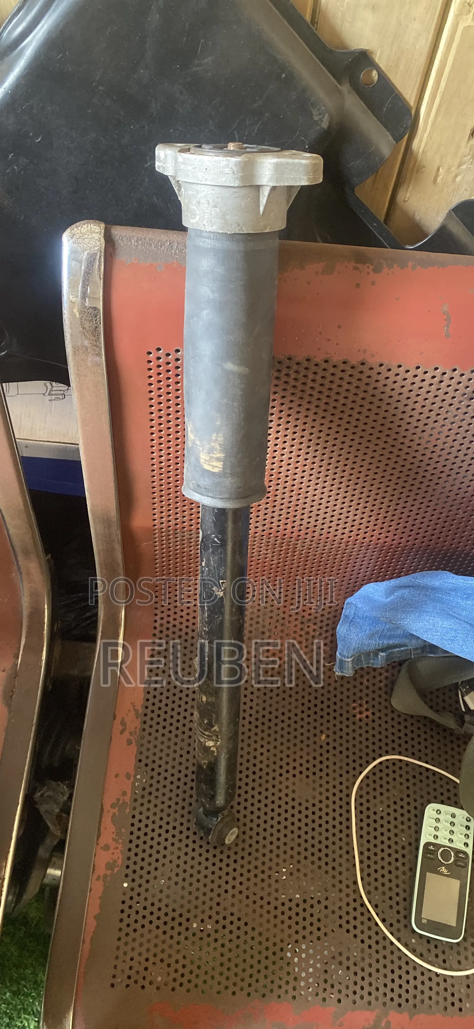 Mercedes Benz C300 W205 Back Shocks