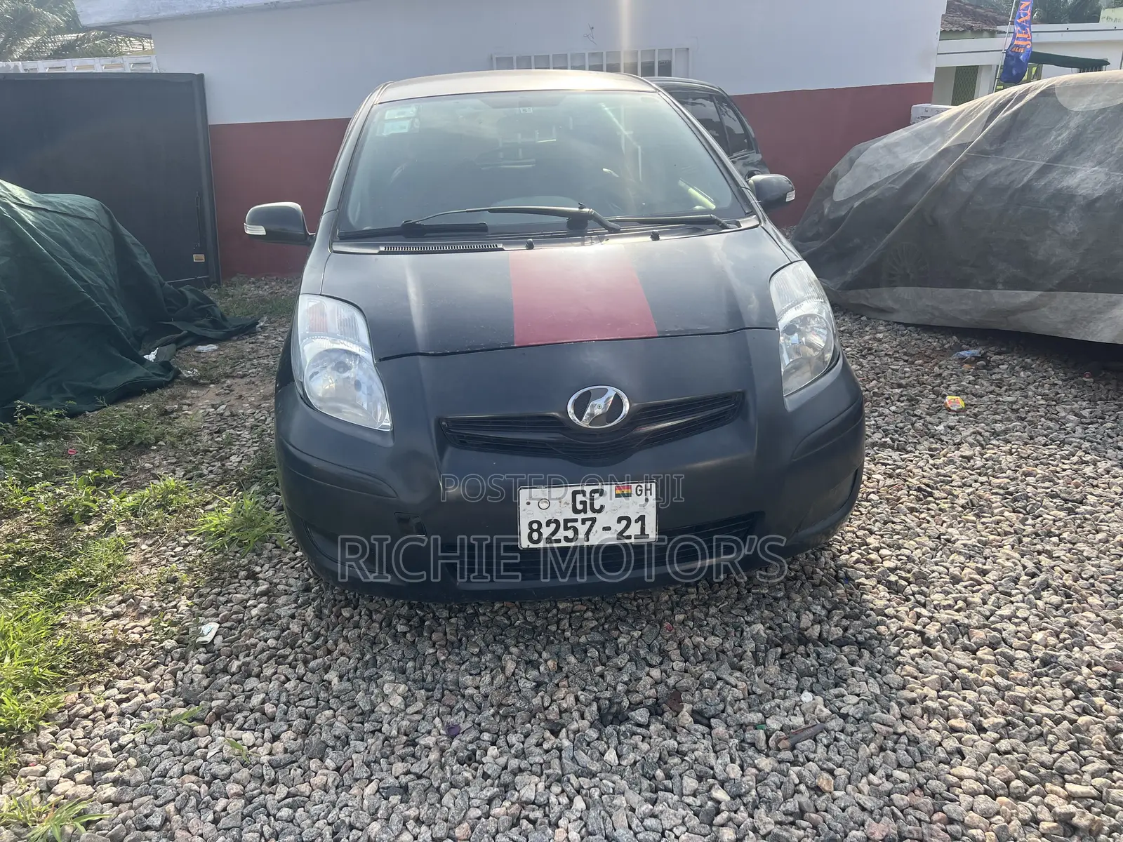 Toyota Vitz 1.0 FWD 5dr 2010 Black